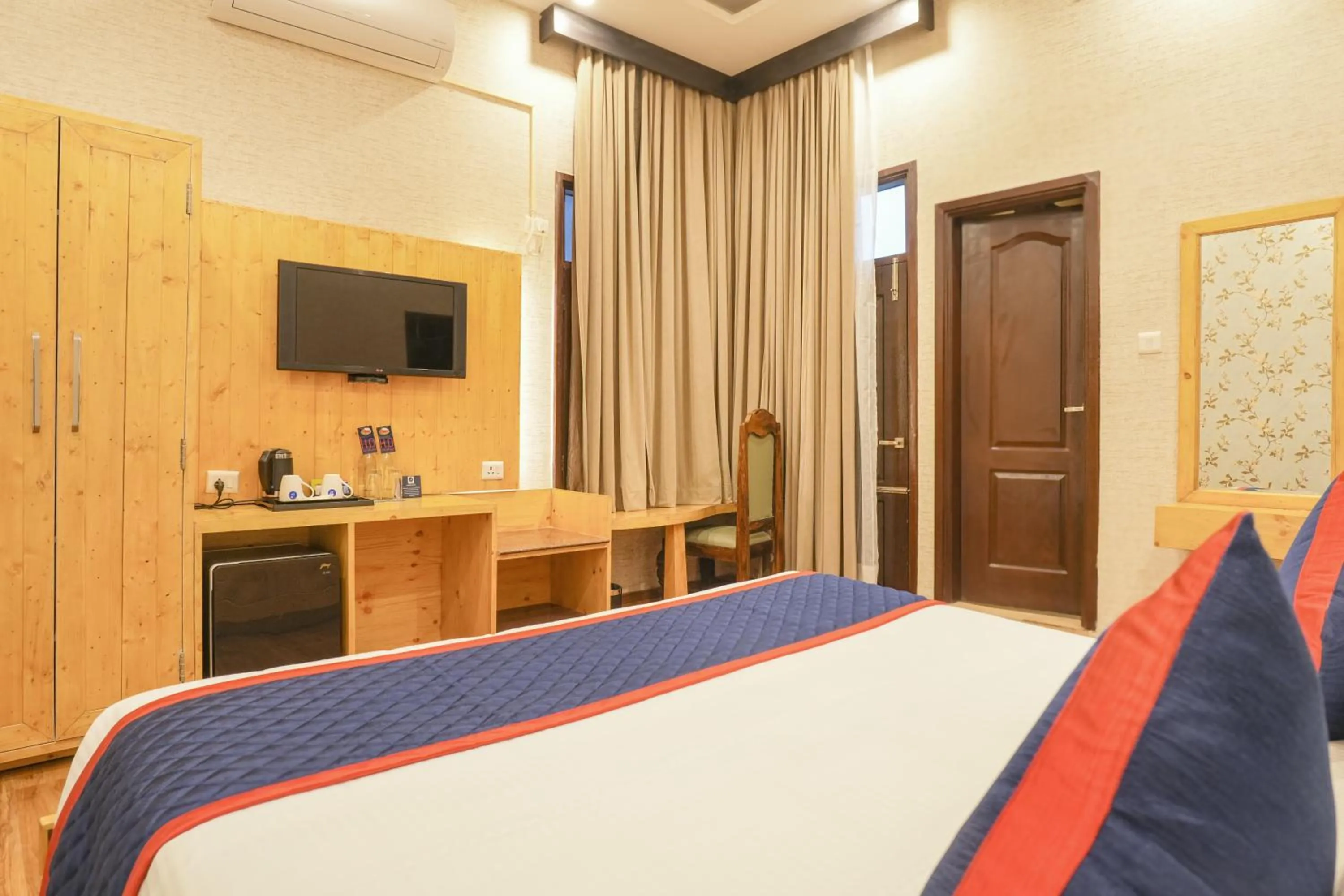 Bed in Hotel Bella Heights