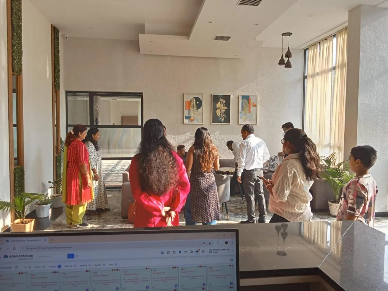 People in Hotel Basant Sarovar