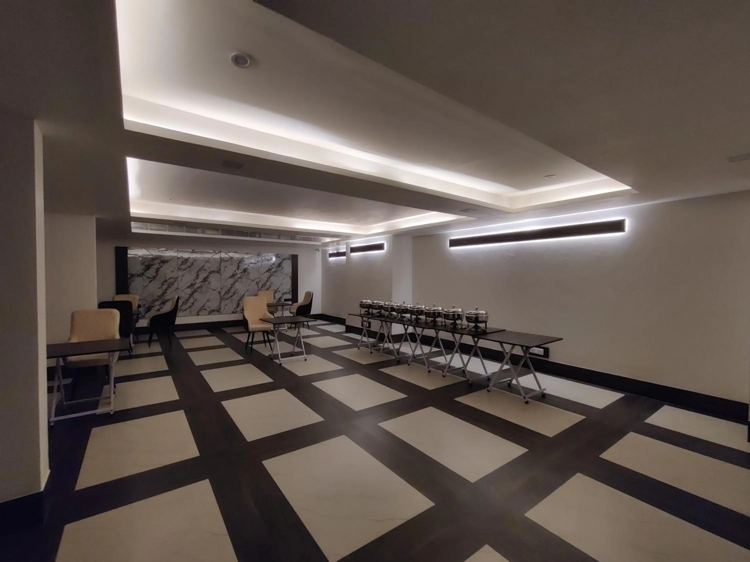 Property building in Hotel Basant Sarovar