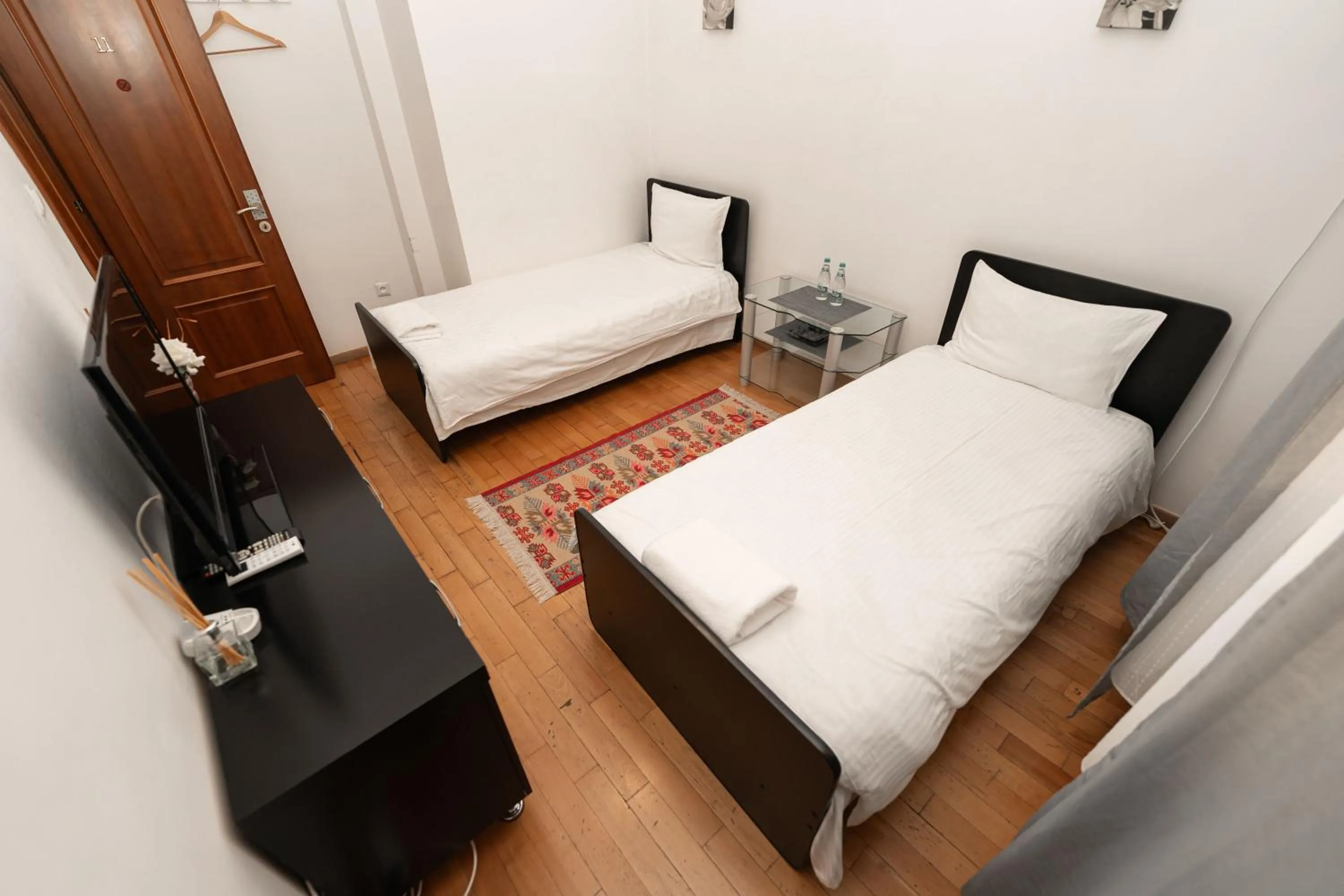 Bed in George&Dragon Rooms