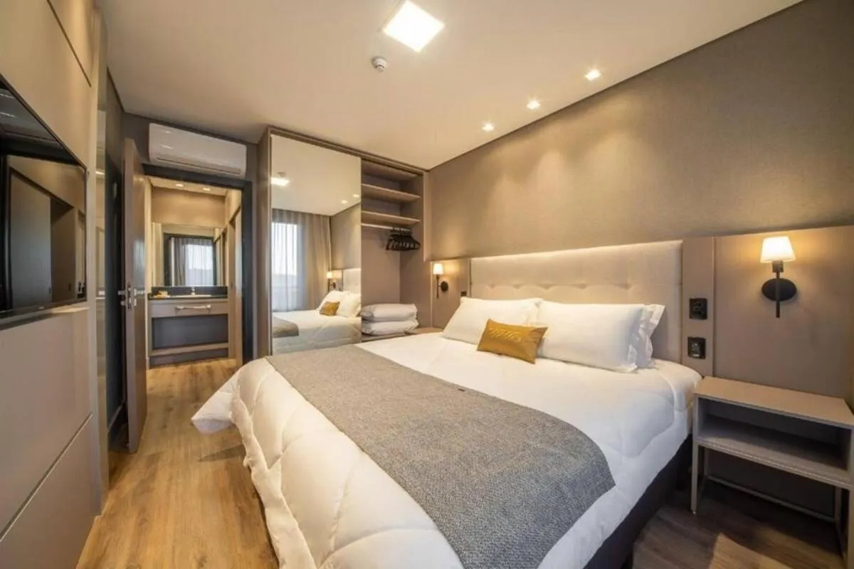 Chateau Laghetto Collection