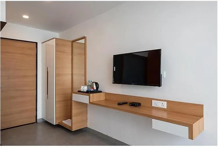 MV Acosta by Lawrence Hotels