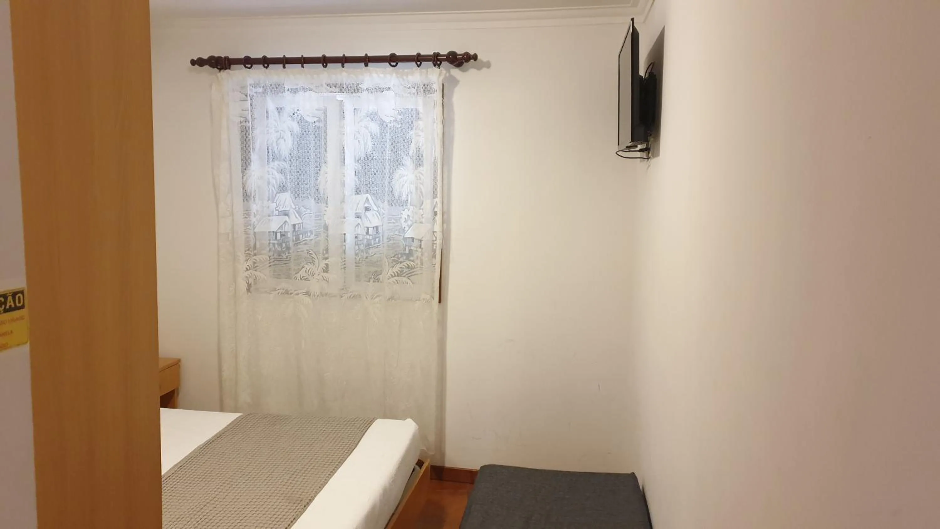 Property building in Casa Dos Santos Alojamento - Guest House