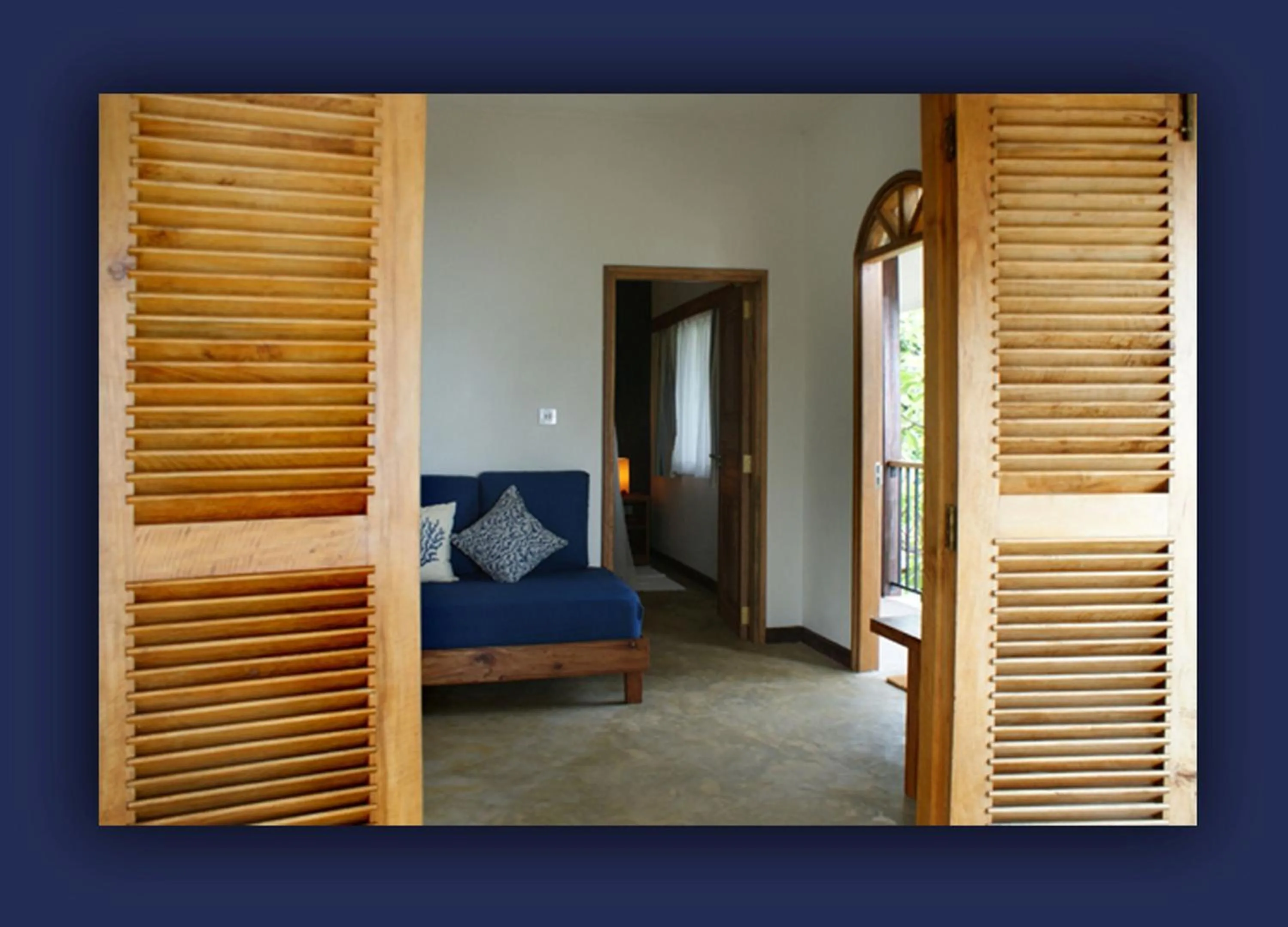 Day in L'Hirondelle Self Catering Guest House