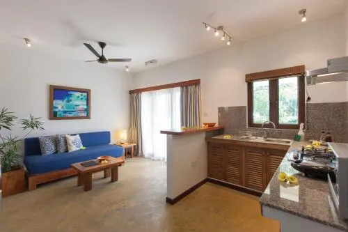 L'Hirondelle Self Catering Guest House