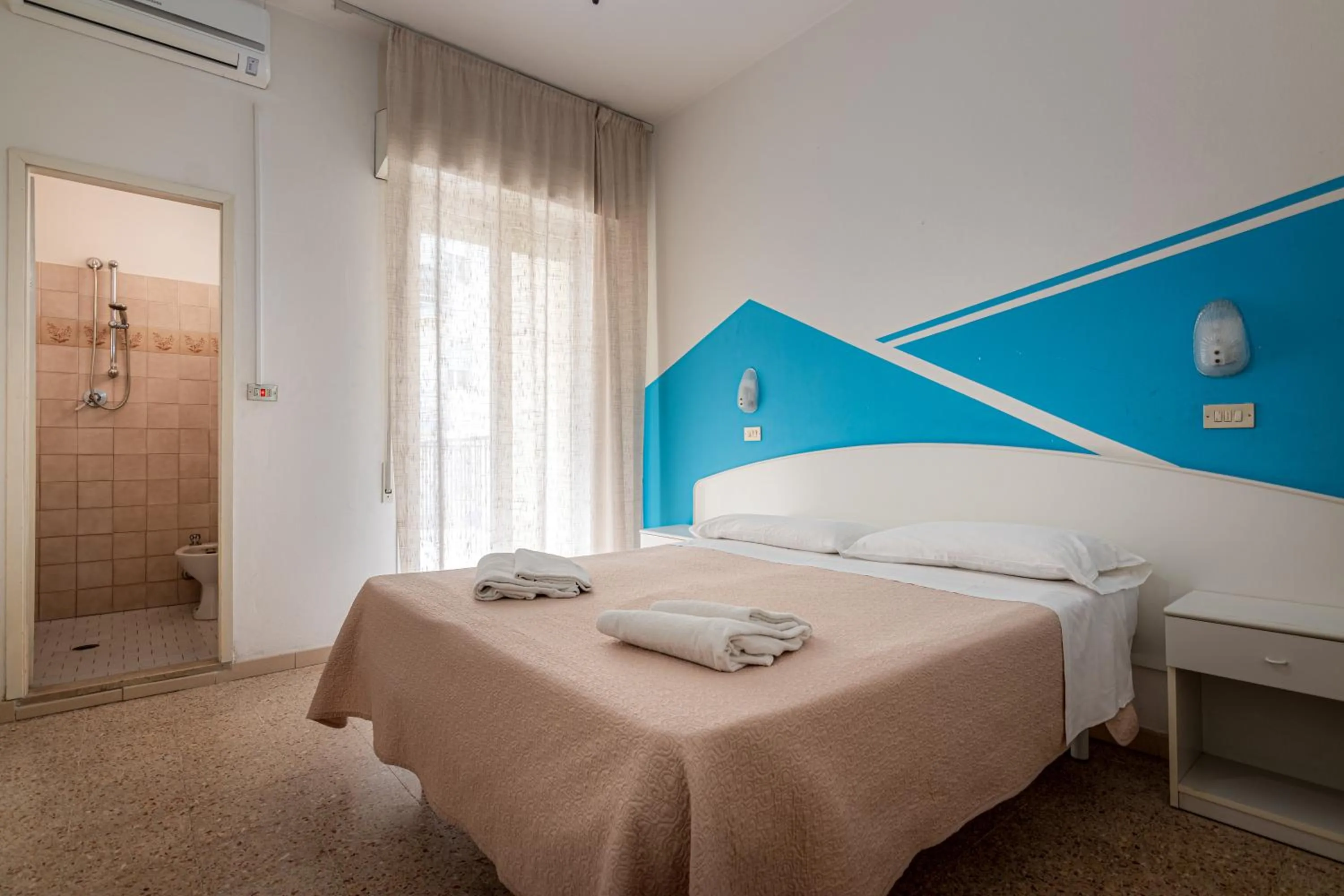 Bed in Hotel Serafini