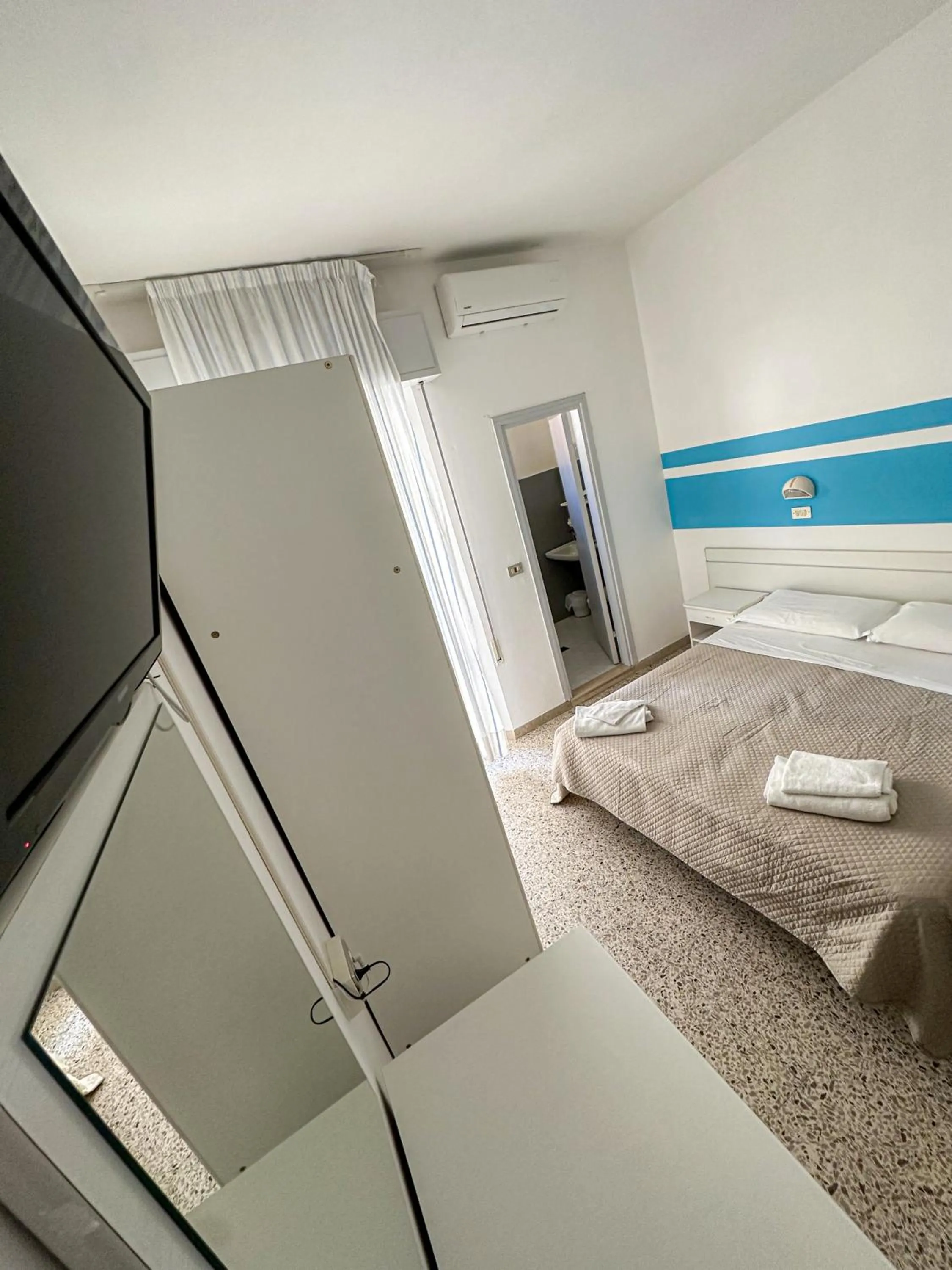 Bed in Hotel Serafini