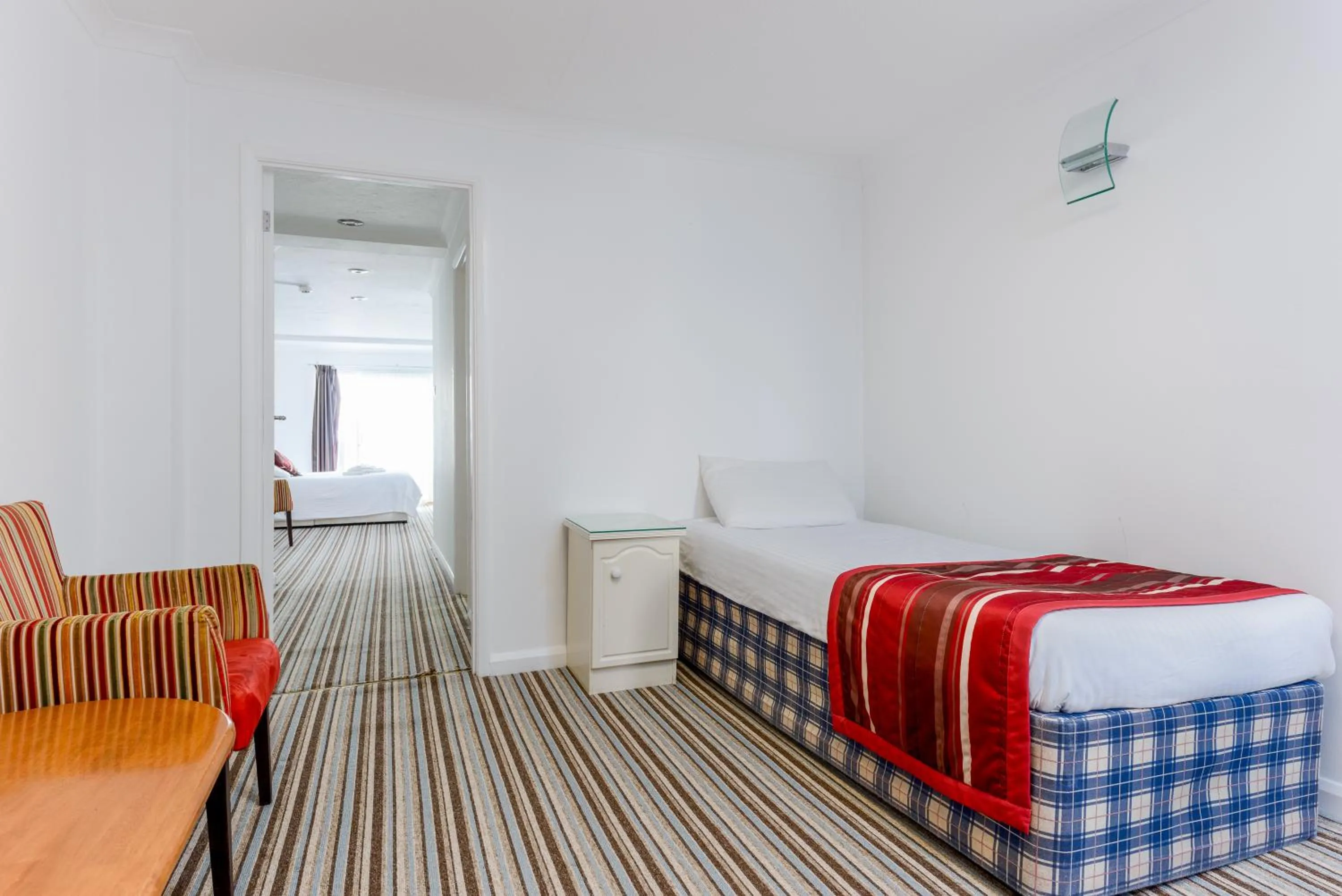 Bed in Barrowfield Hotel