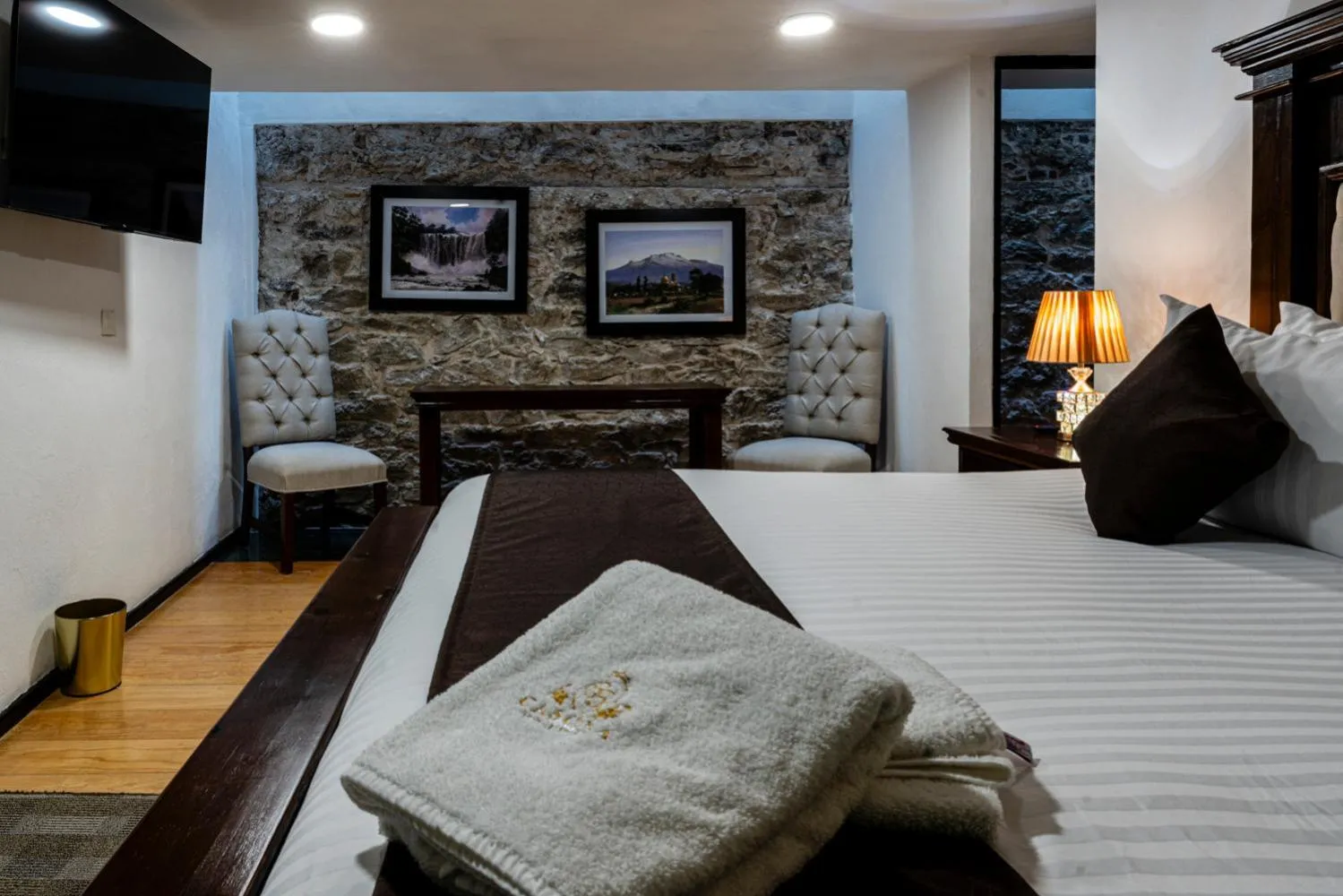 Bathroom, Bed in HOTEL BOUTIQUE CASONA 65