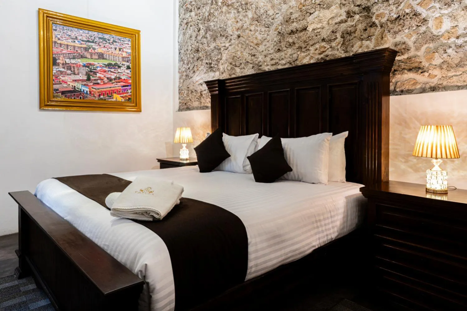Bed in HOTEL BOUTIQUE CASONA 65