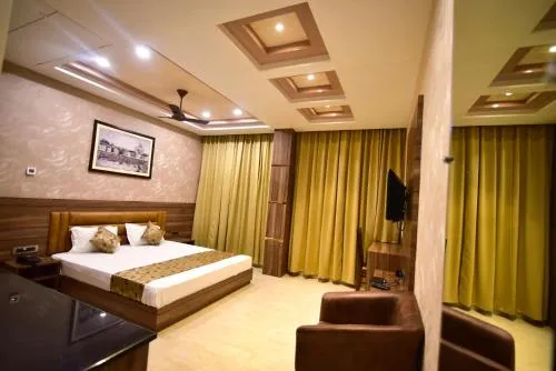 Hotel Trimurti