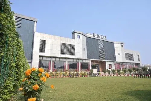 Hotel Trimurti Hotel Trimurti