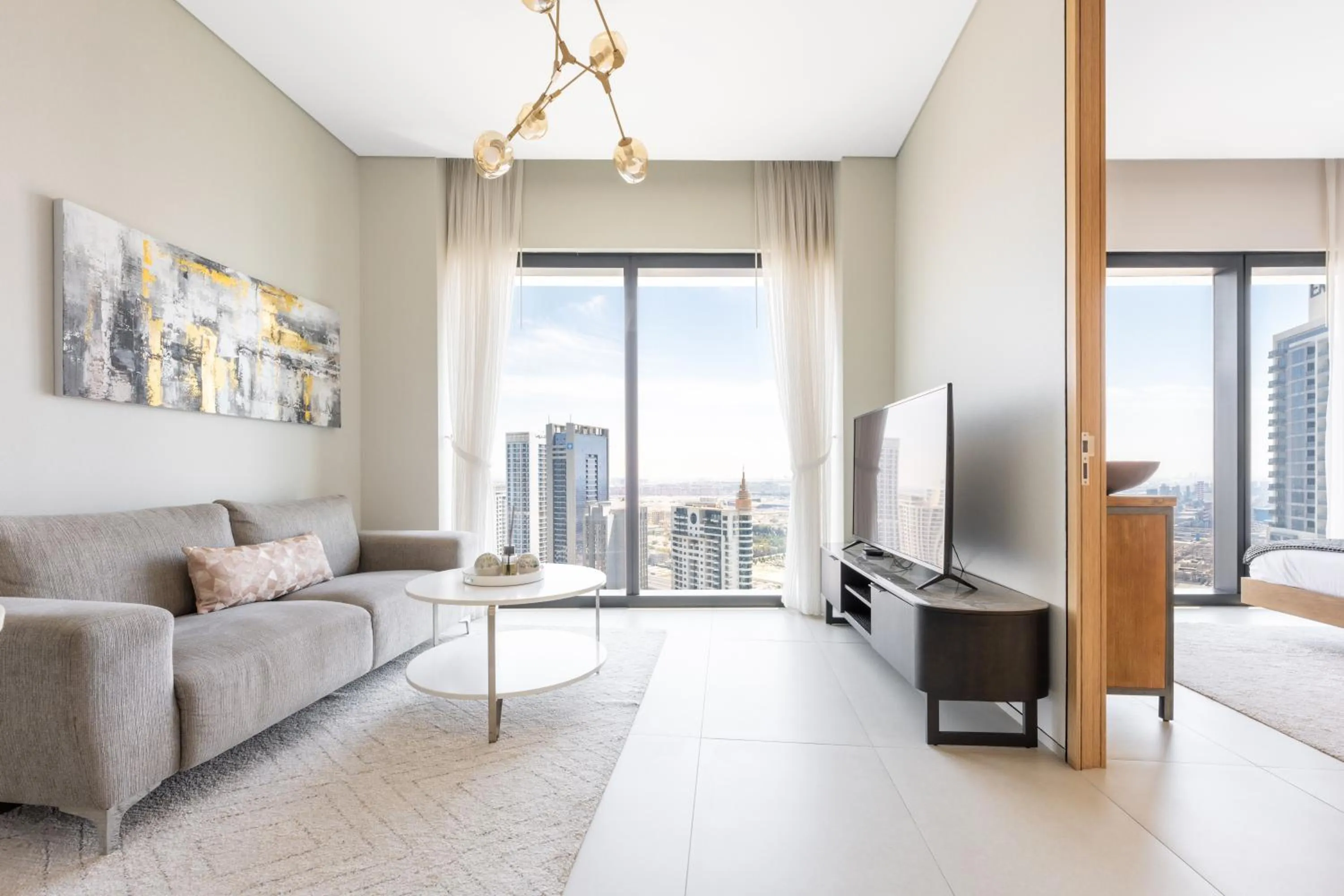 TV and multimedia in Jumeirah Gate Tower JBR 1BR Apartment