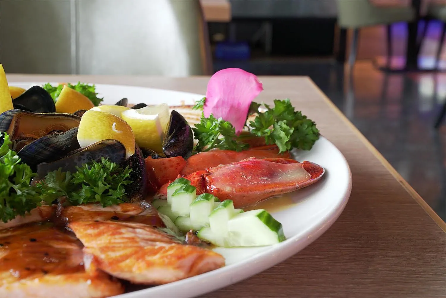 Food and drinks in New Ocean Paradise Hotel