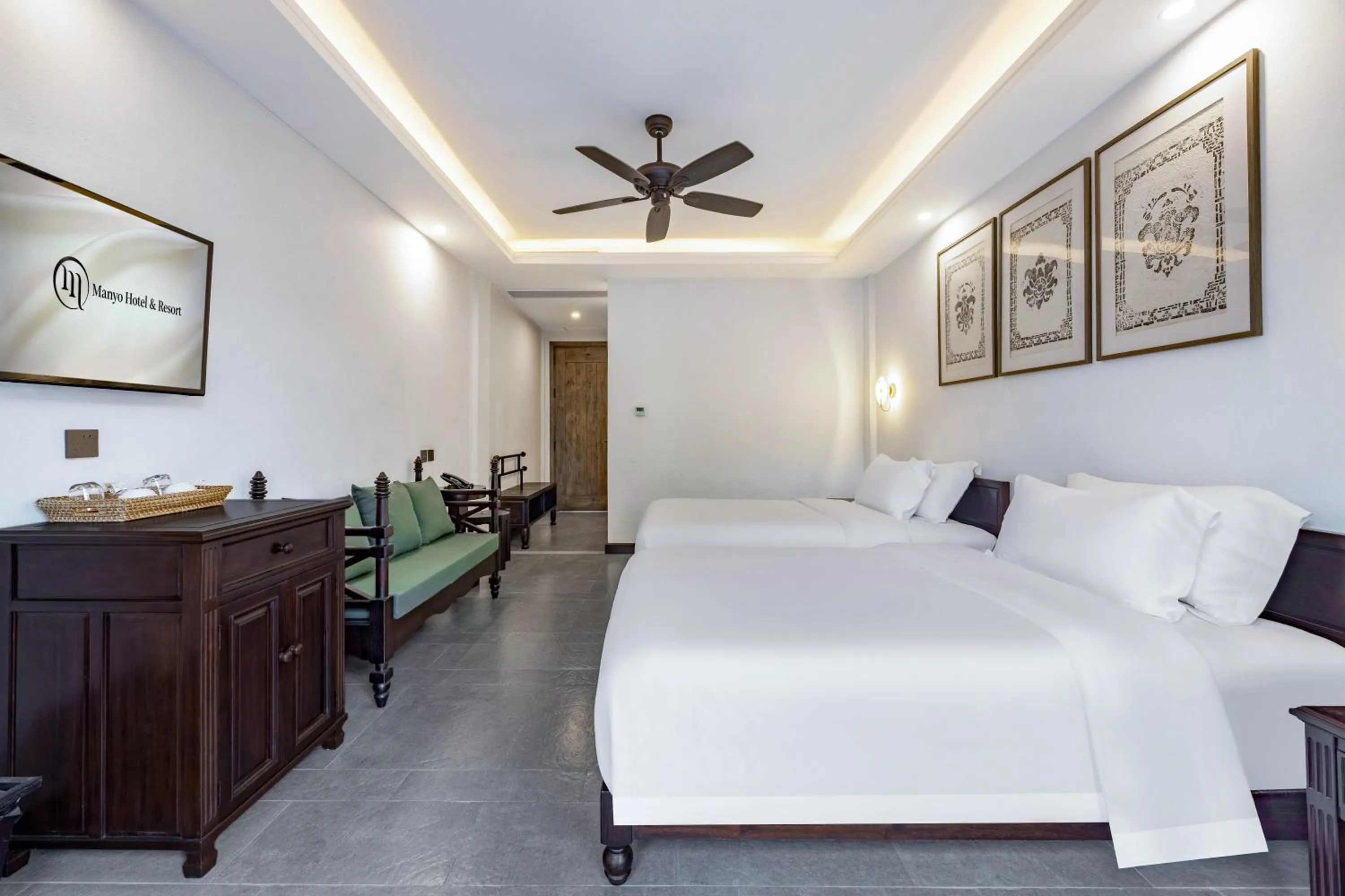 Photo of the whole room, Bed in Manyo Hotel and Resort