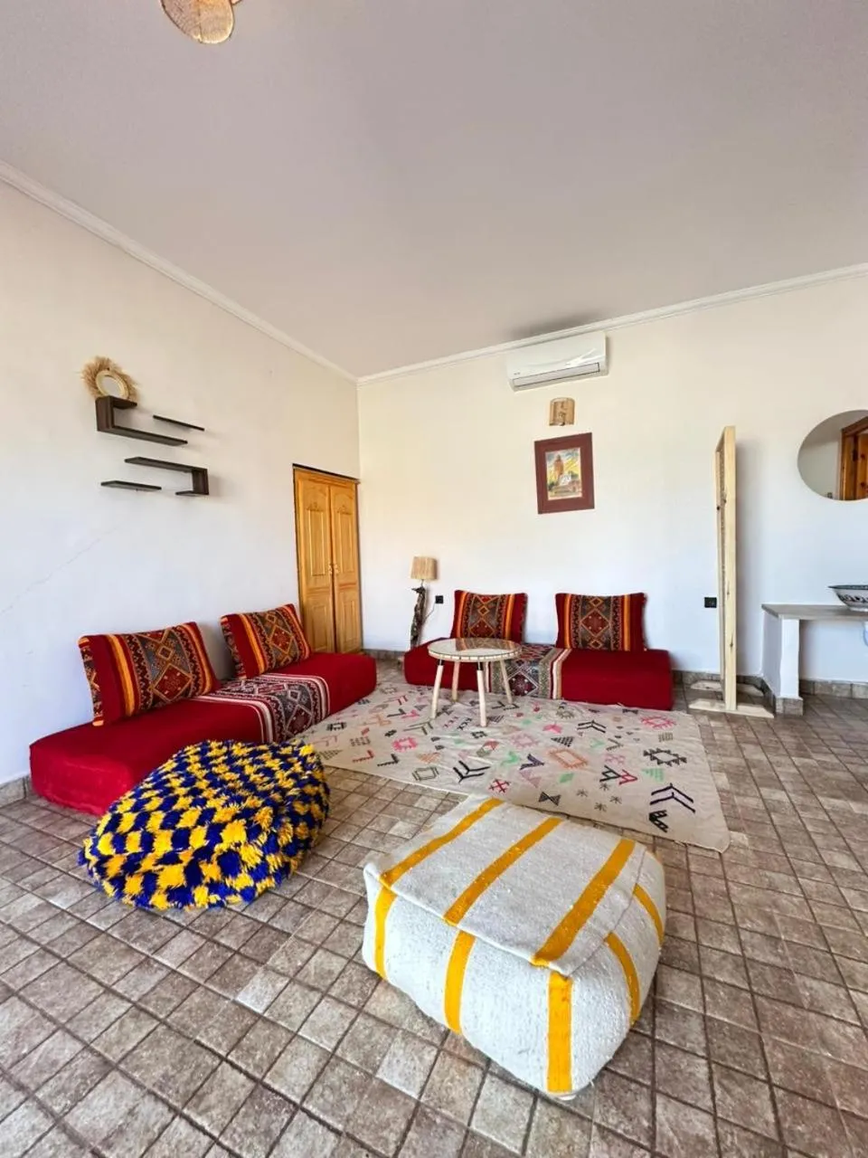 Living room in Whisper Hotel