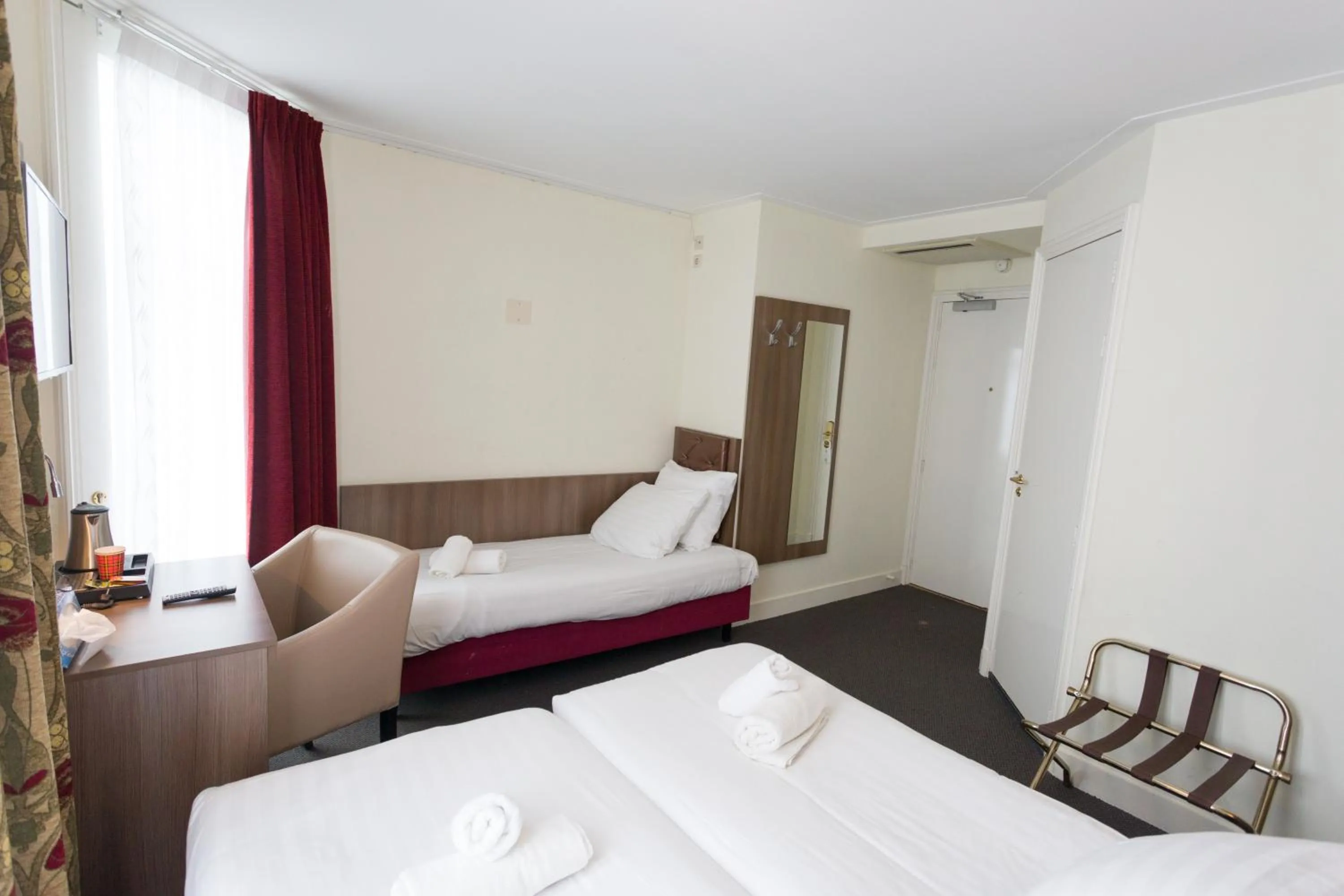 Photo of the whole room, Bed in Hotel Park Plantage