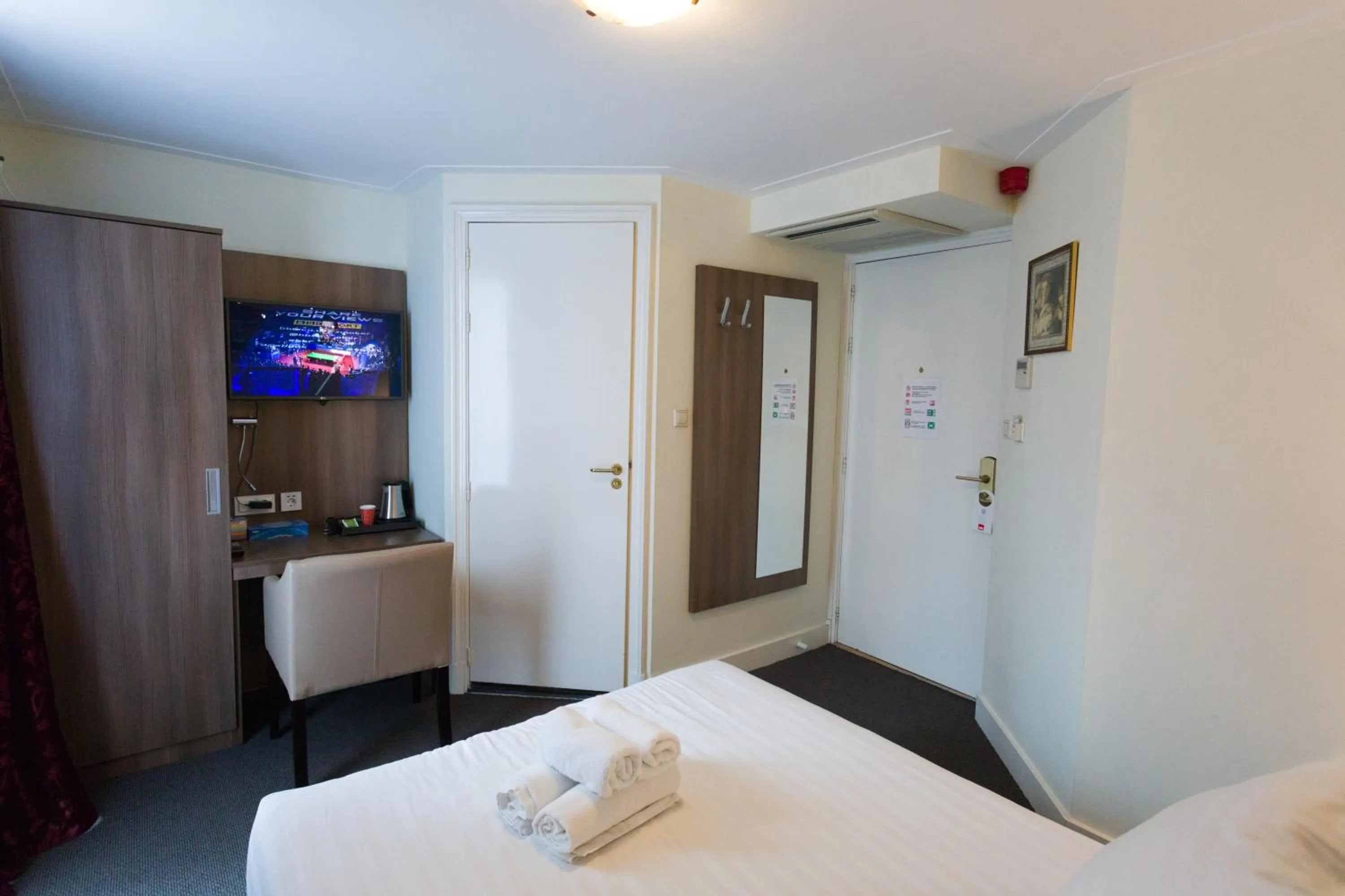 TV and multimedia, Bed in Hotel Park Plantage