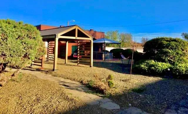 Canyon's Edge Route 66 Motel