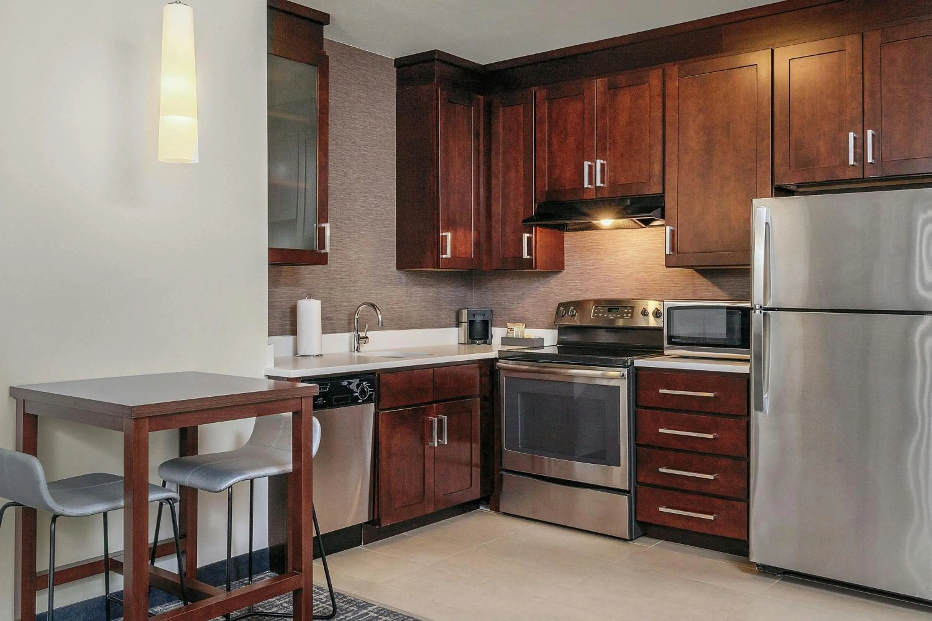 Kitchen or kitchenette in Residence Inn by Marriott Nashua