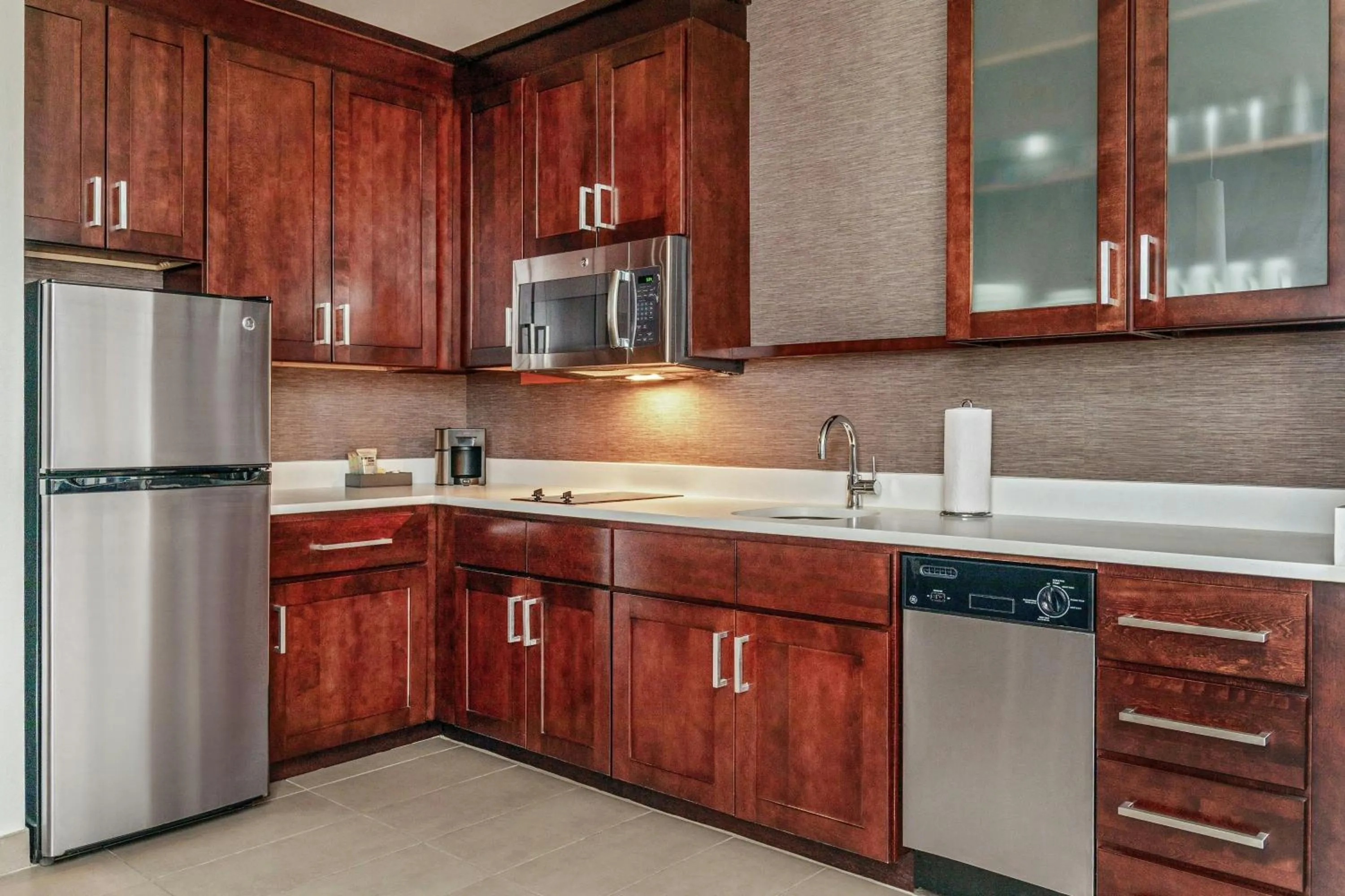 Kitchen or kitchenette in Residence Inn by Marriott Nashua