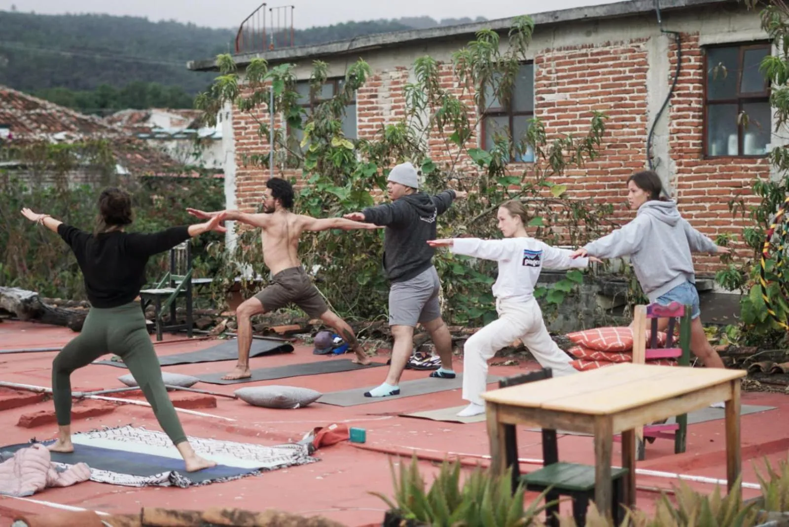 13 Cielos Hostel & Coworking