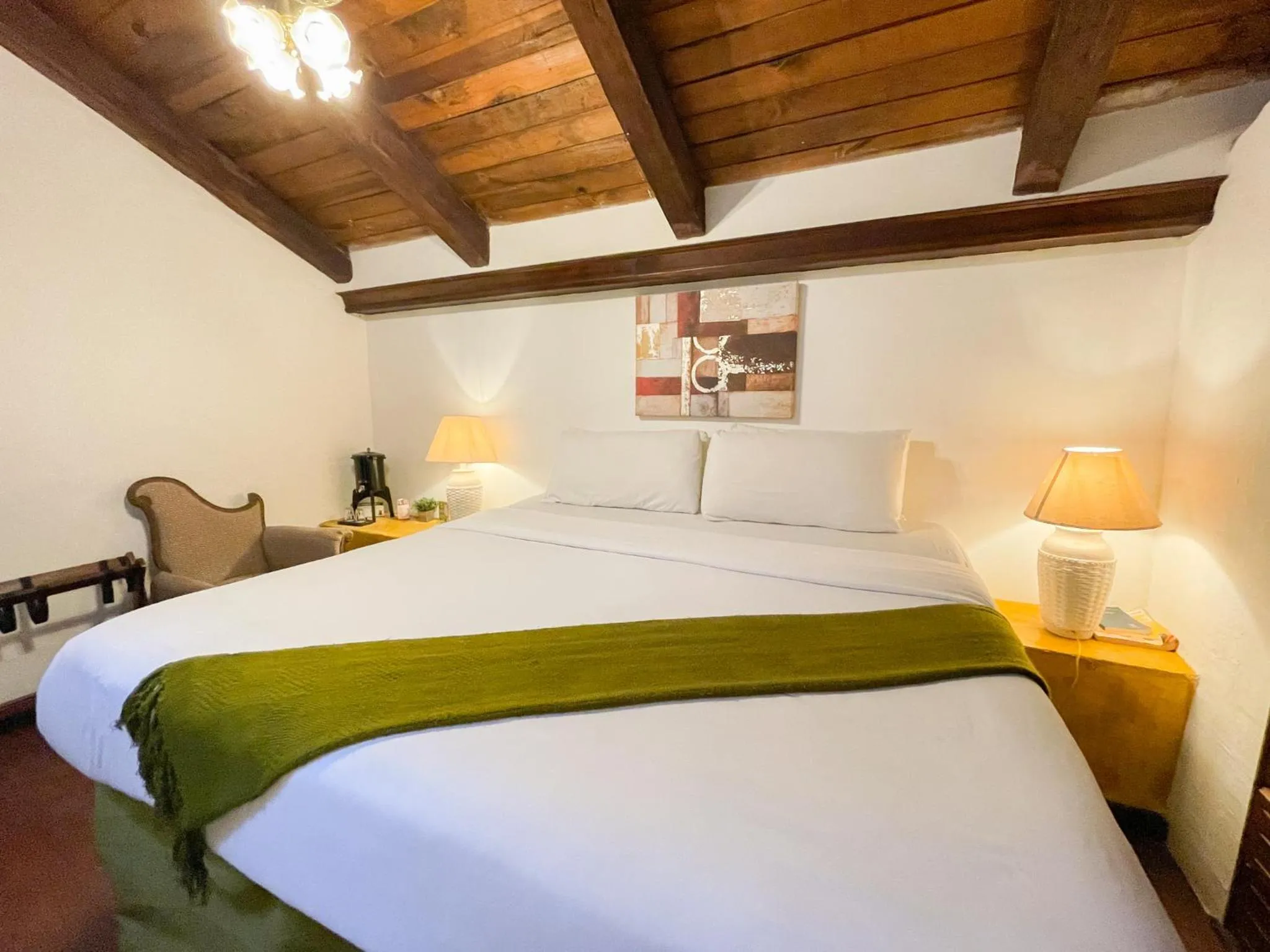 Bedroom, Bed in El Carmen Hotel
