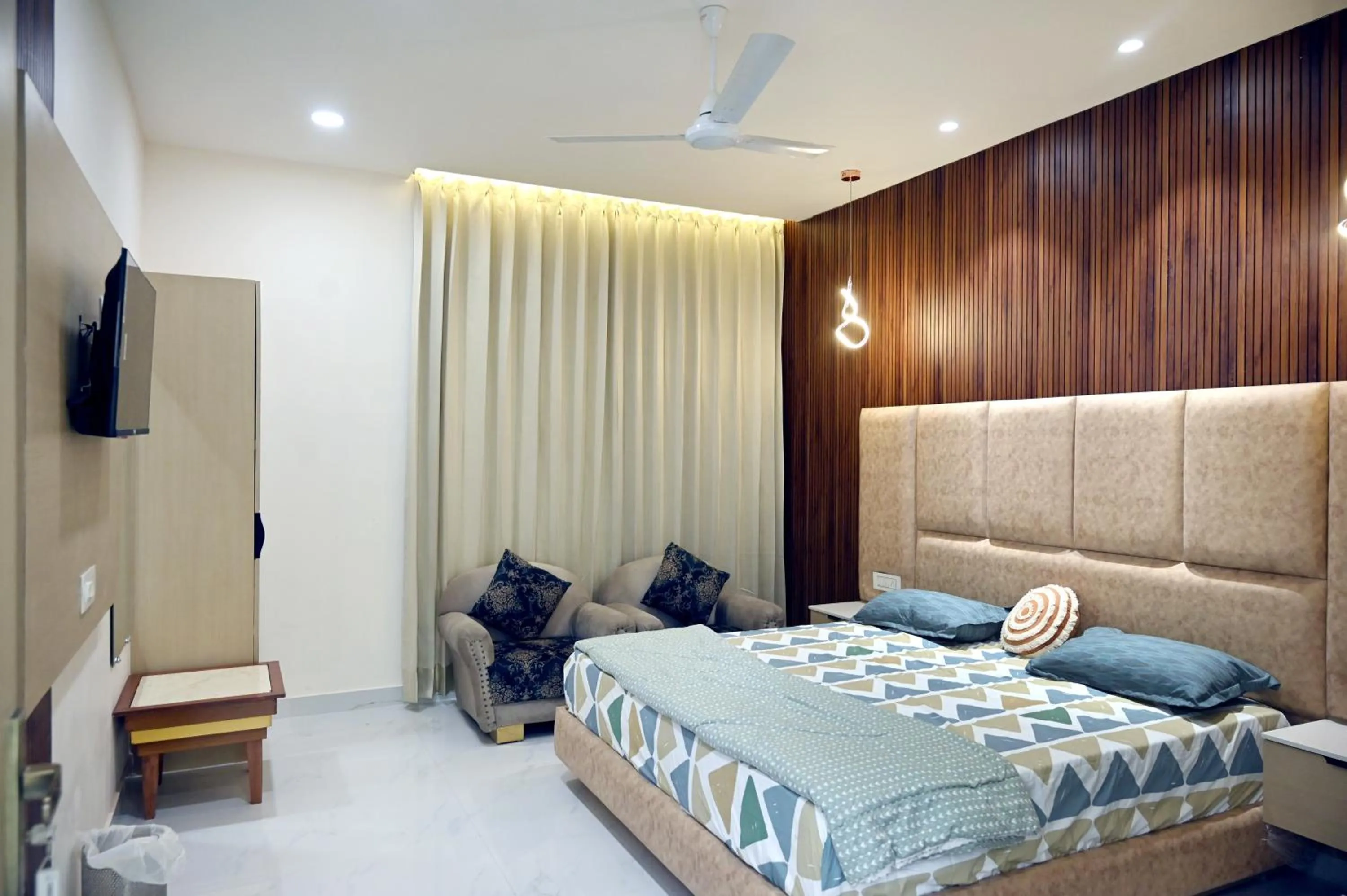 View (from property/room), Bed in Ista Inn Homestay