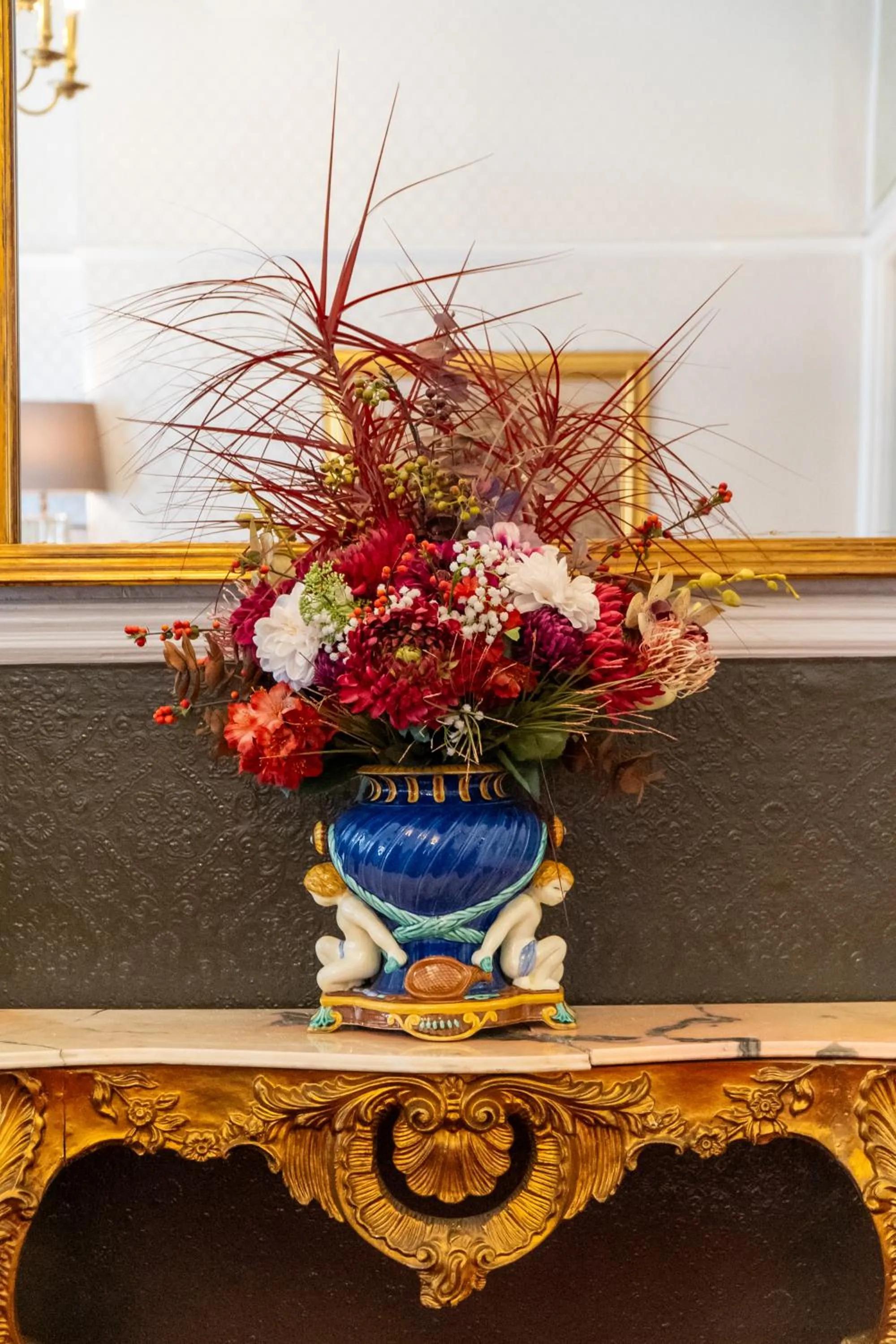 Decorative detail in Hotel La Place