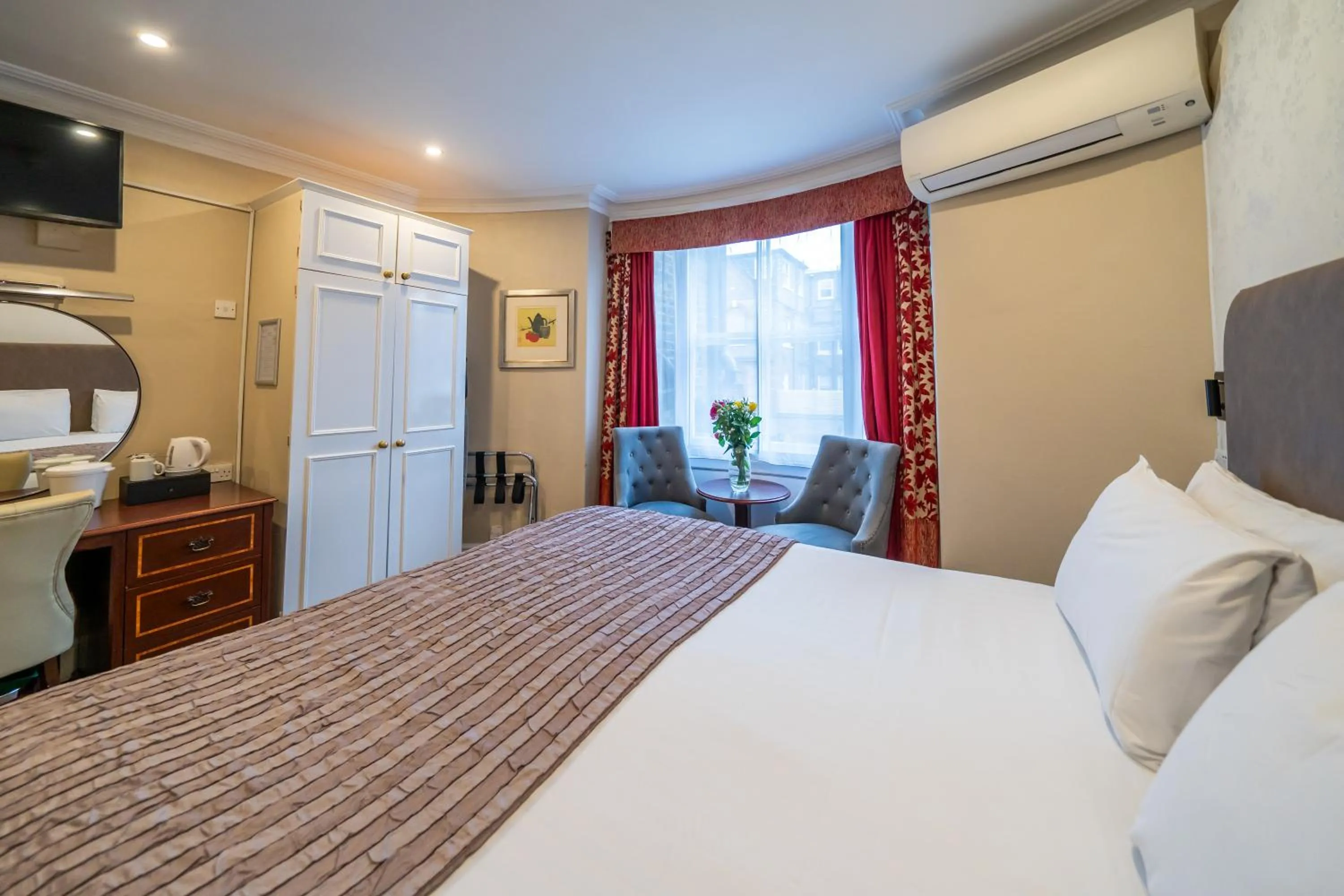 Bed in Hotel La Place