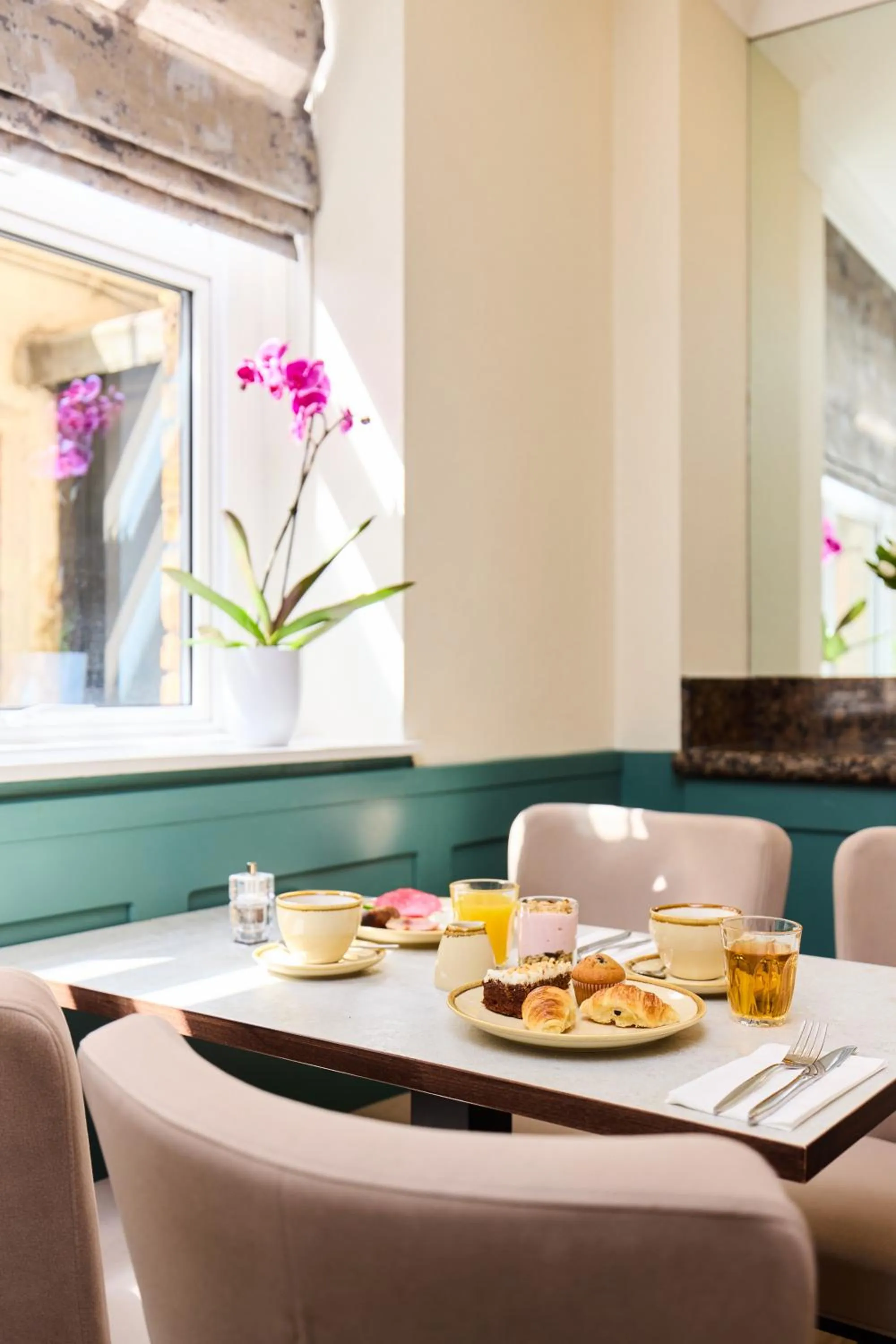 Breakfast in Blandford Hotel