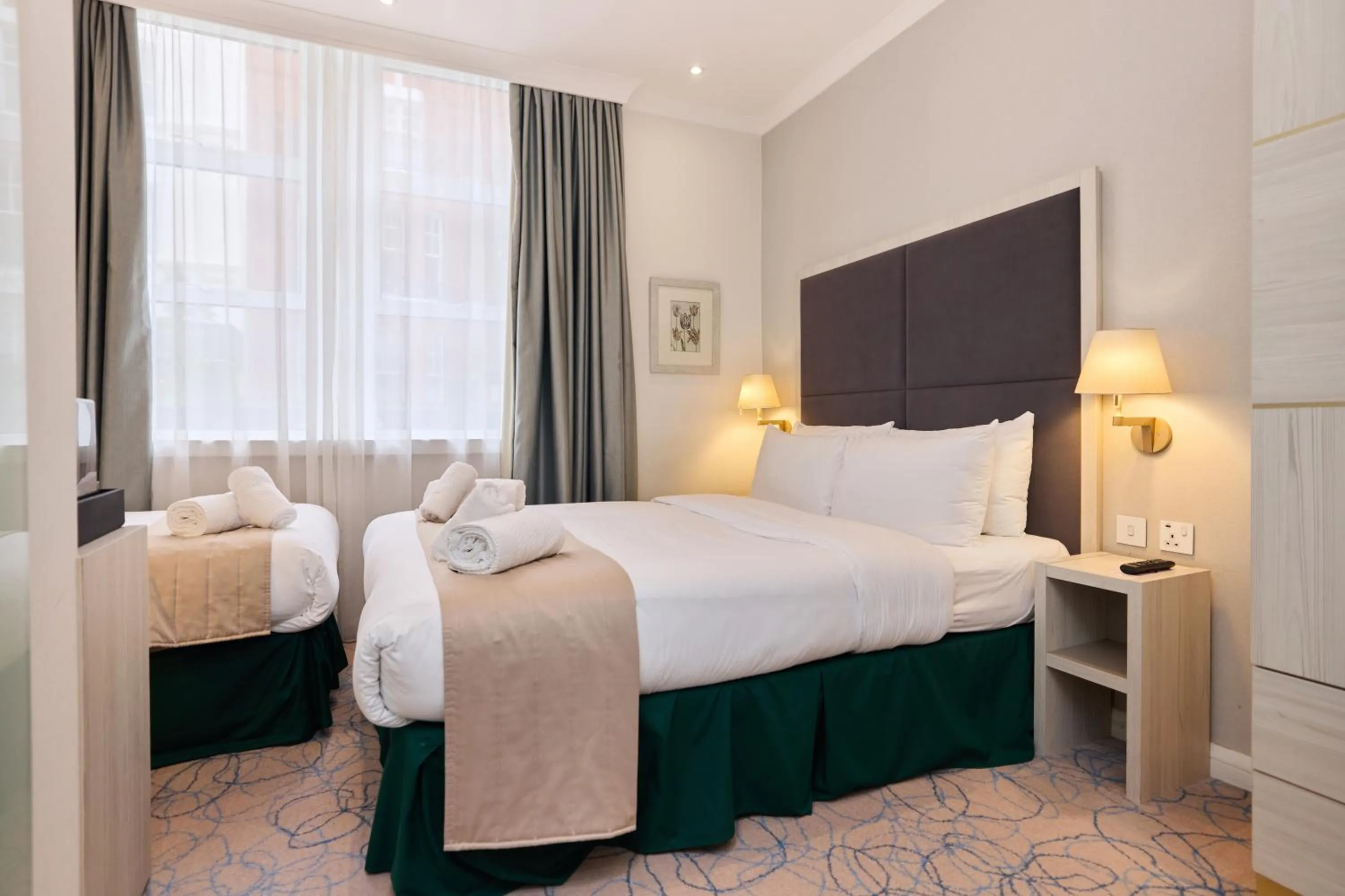 Bed in Blandford Hotel