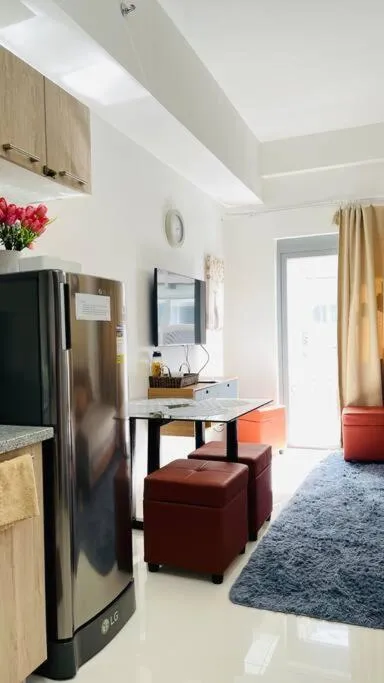 Dining area in WV2 Condotel Luxury