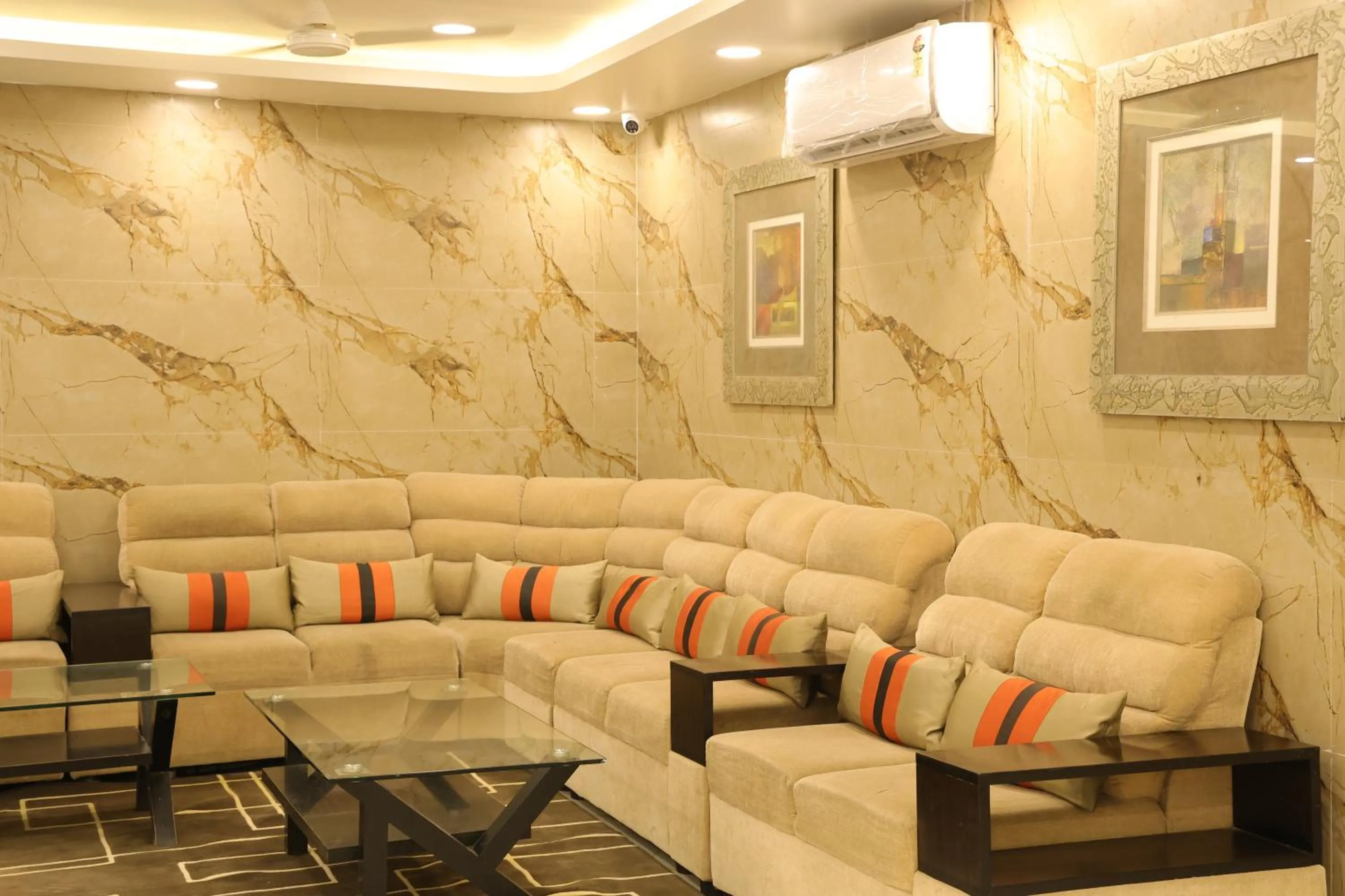 Seating area in HOTEL SR