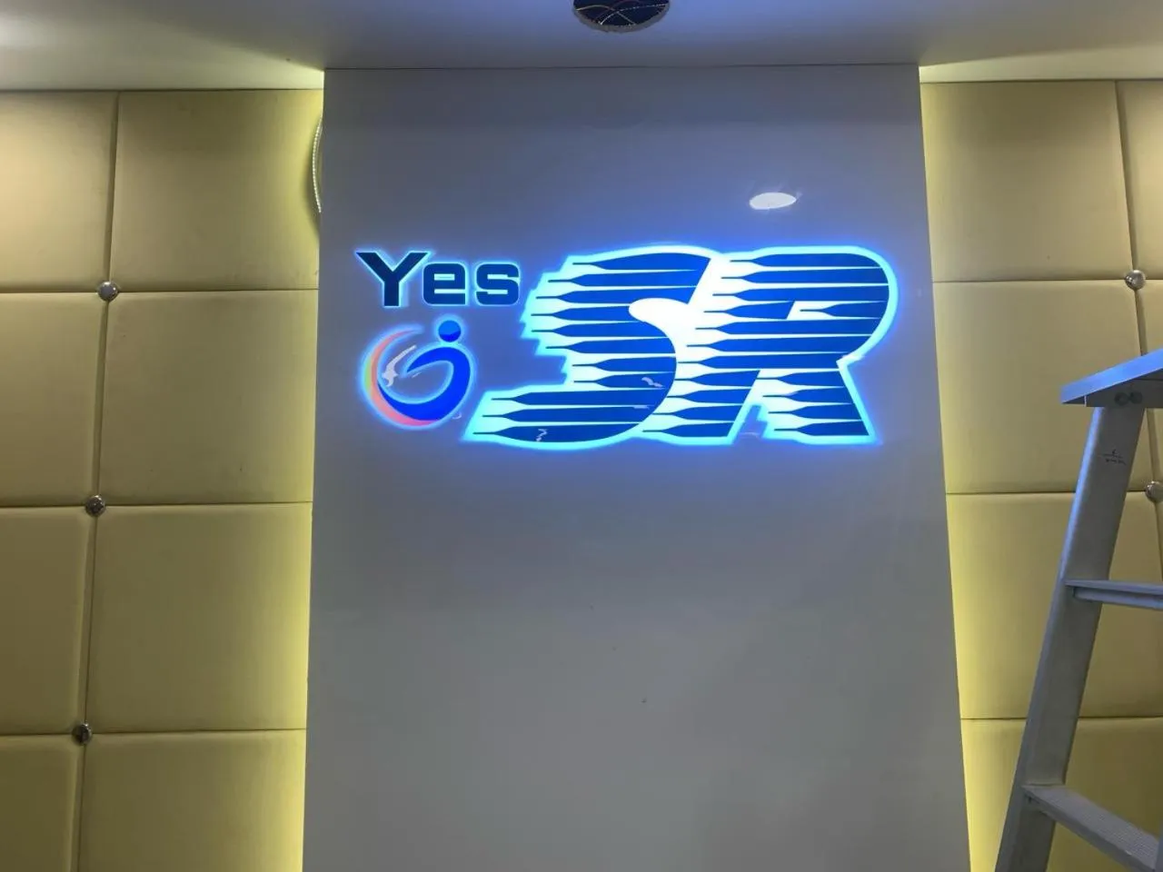 Logo/Certificate/Sign in HOTEL SR