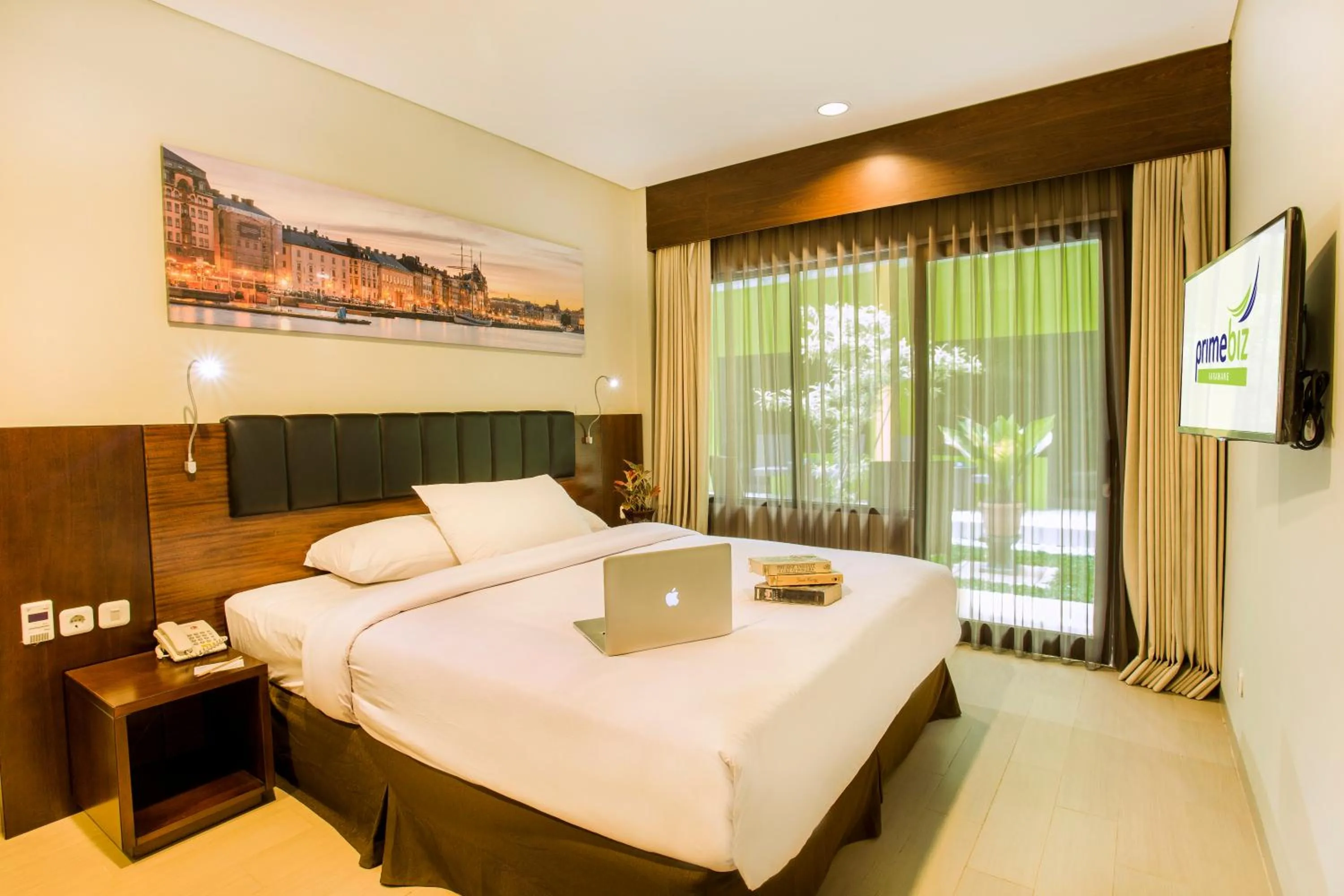 Bed in PrimeBiz Hotel Karawang