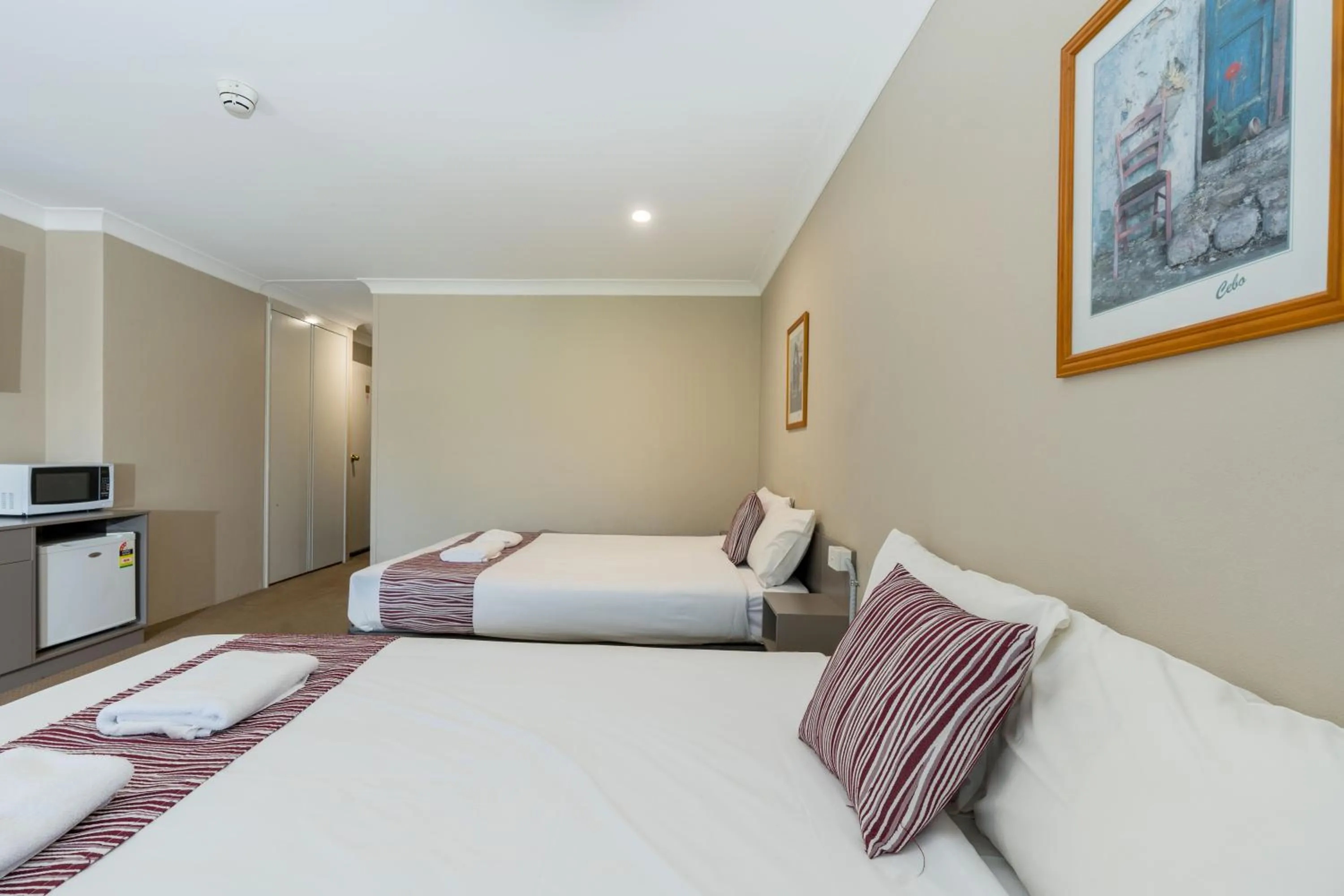 Bedroom, Bed in Club Inn Motel