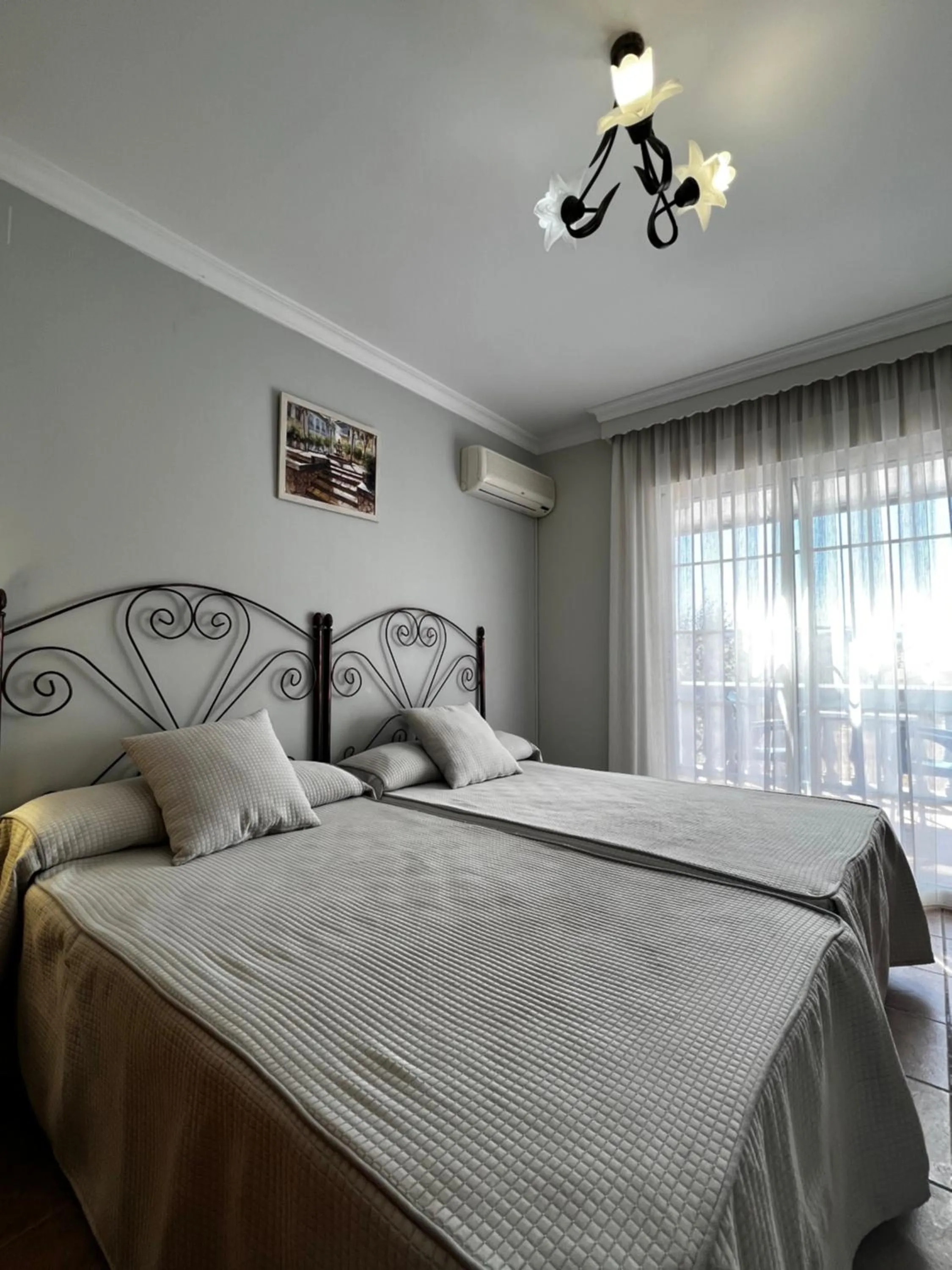 Bed in Hotel Arco del Sol