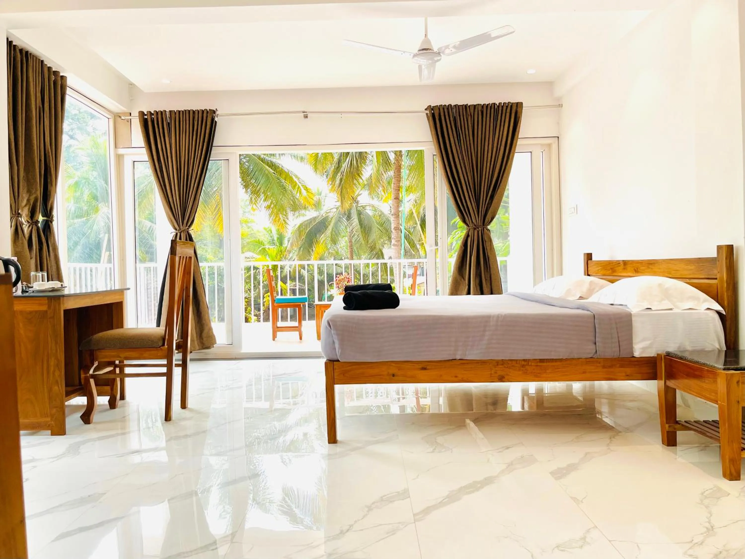 Bed in Crystall Goa Palolem