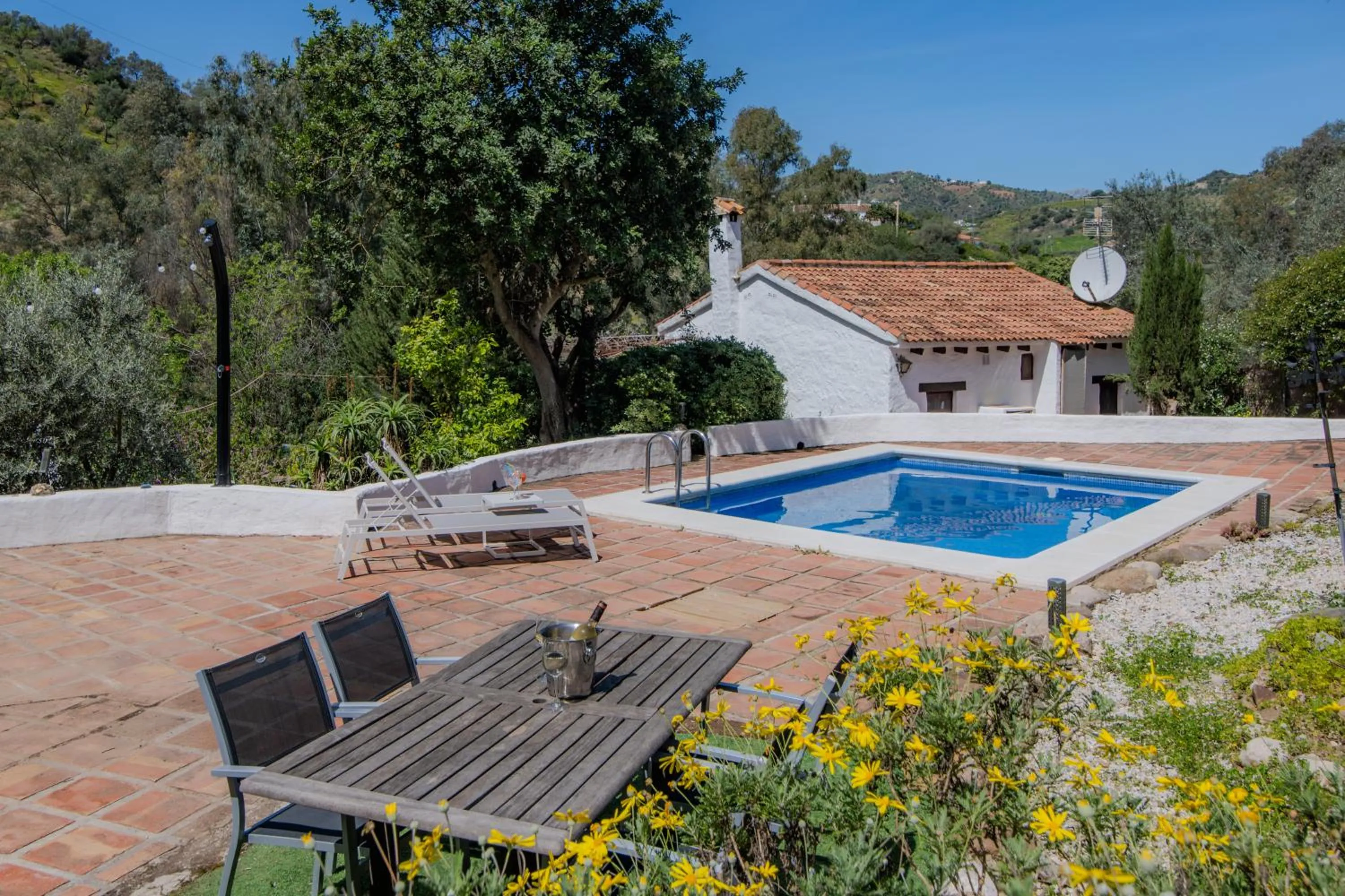 Finca el Agua da Vida (Los Eucaliptos & Los Olivos)