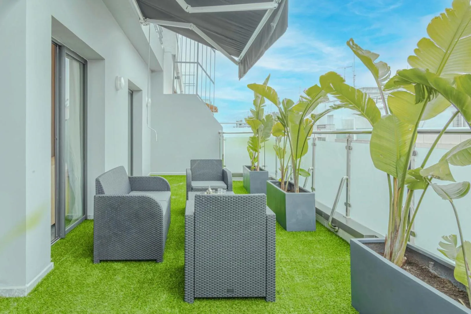 Balcony/Terrace in Rent-inn Boutique Hotel