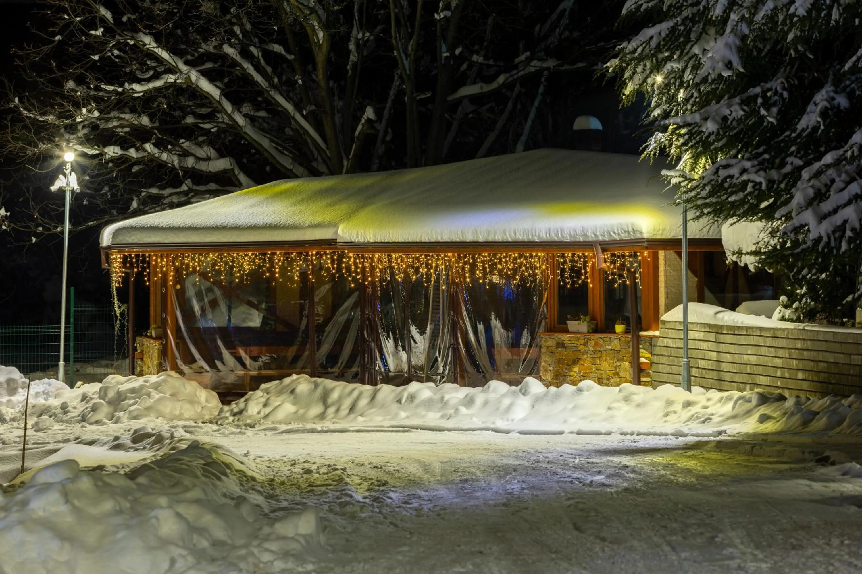 Night in Pirin Sense Apartment Complex