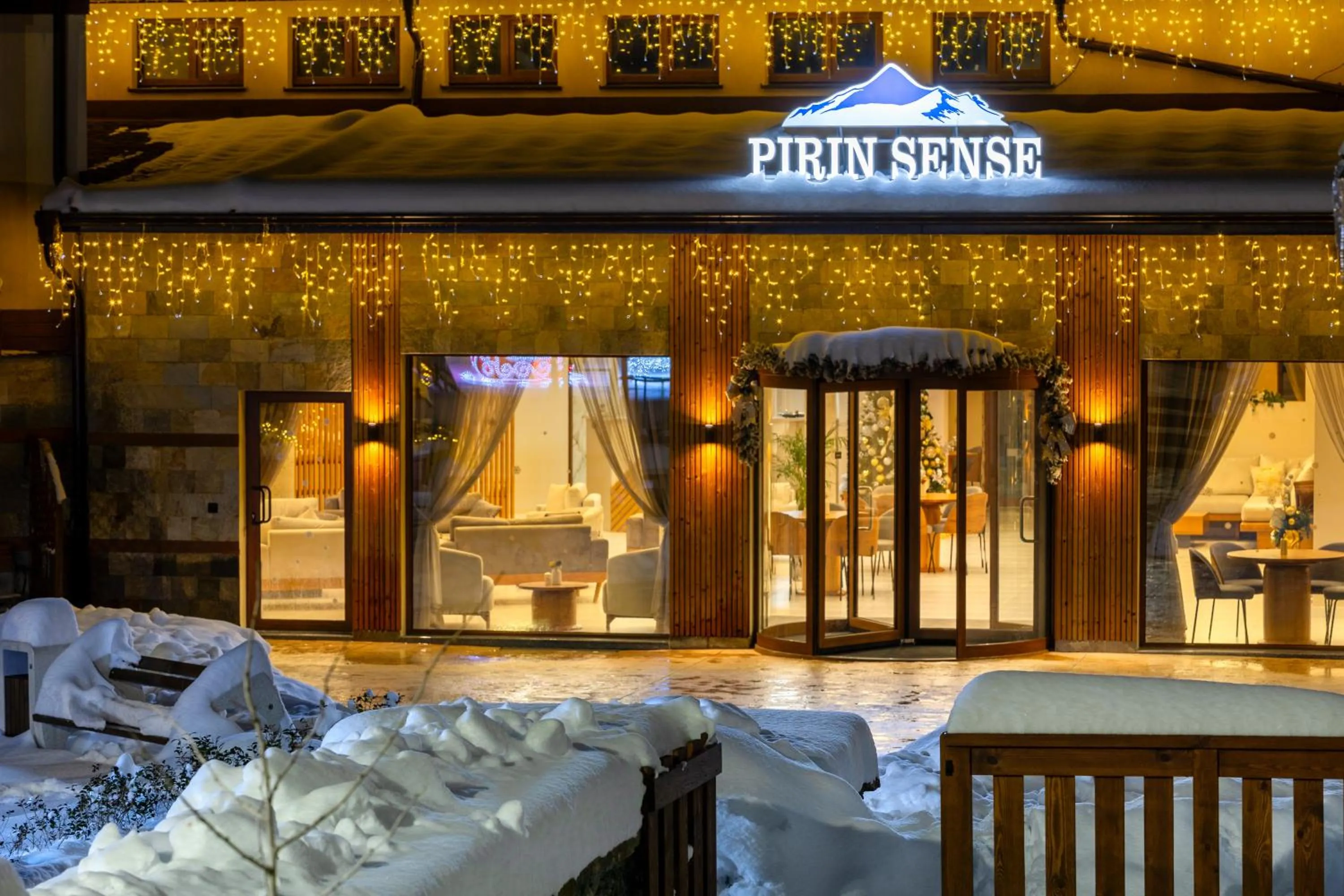 Night in Pirin Sense Apartment Complex