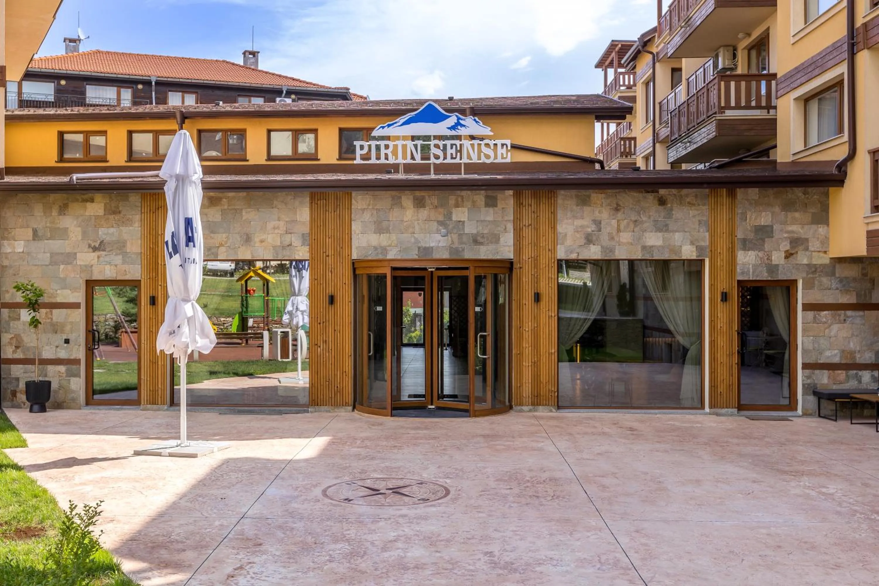 Property building in Pirin Sense Apartment Complex