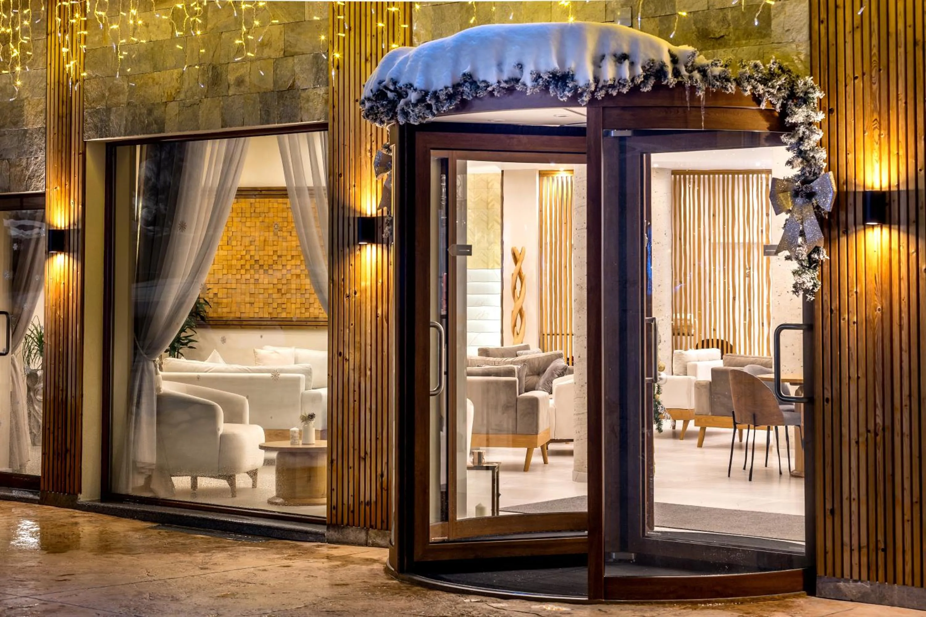 Facade/entrance in Pirin Sense Apartment Complex