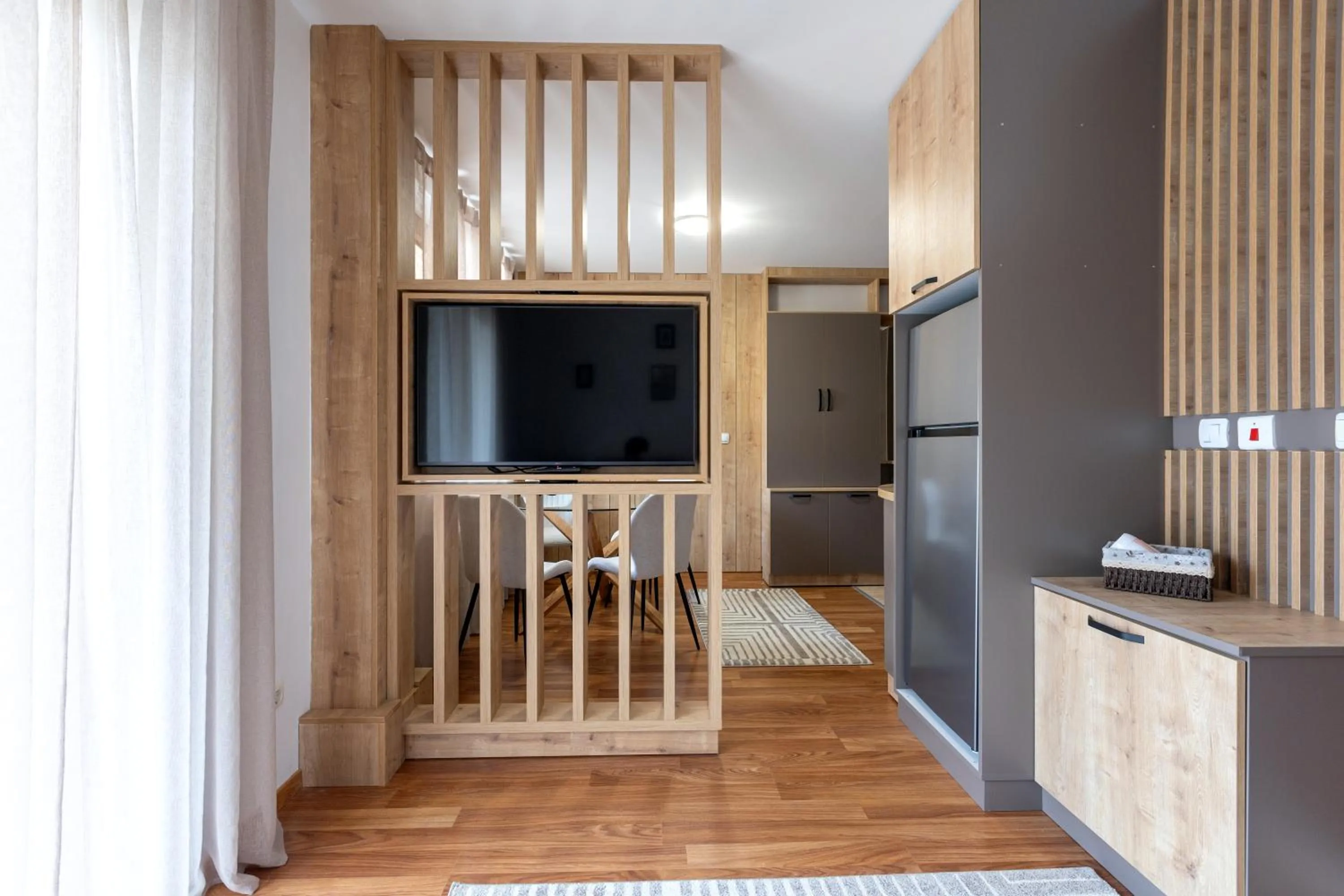 TV and multimedia in Pirin Sense Apartment Complex