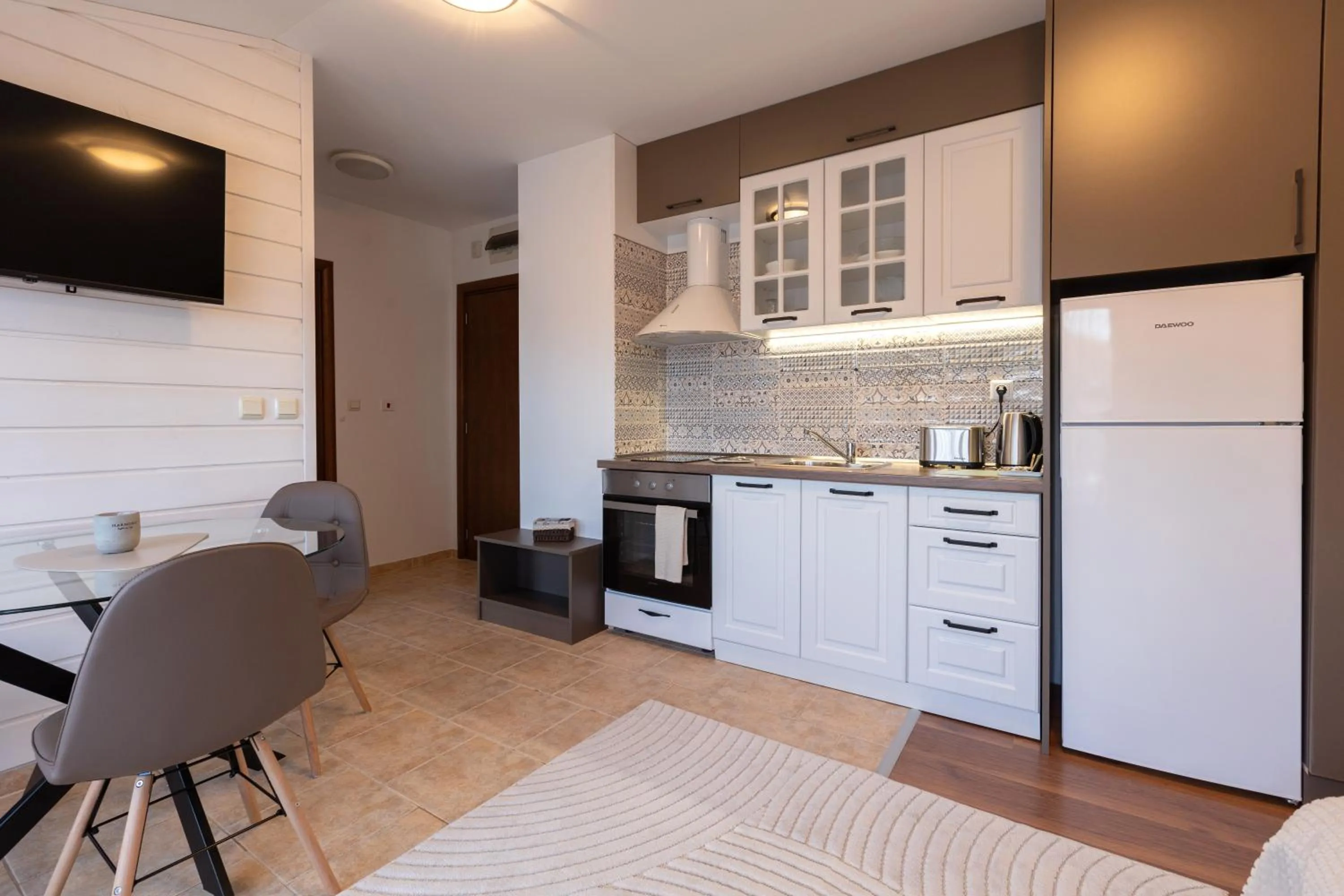 Kitchen or kitchenette in Pirin Sense Apartment Complex