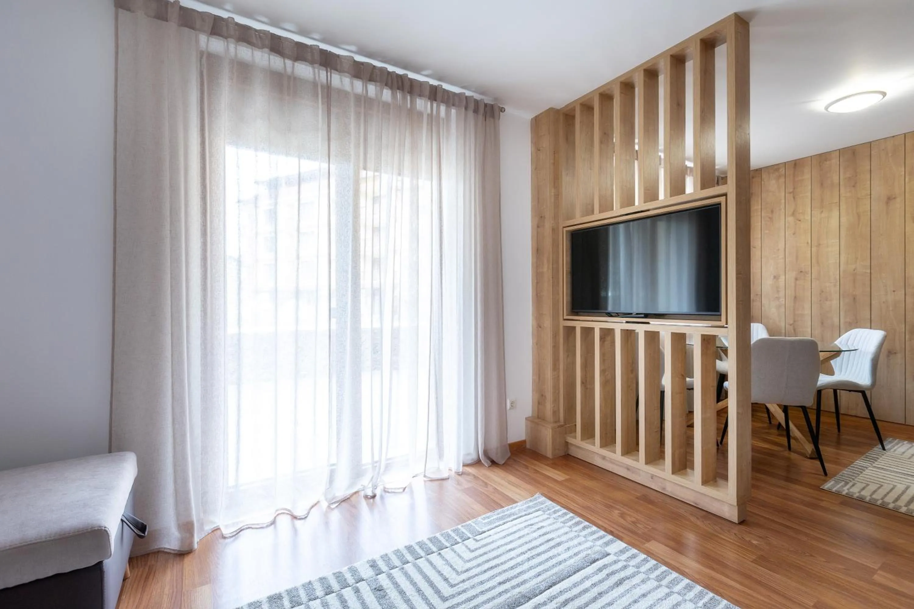 TV and multimedia, Bed in Pirin Sense Apartment Complex