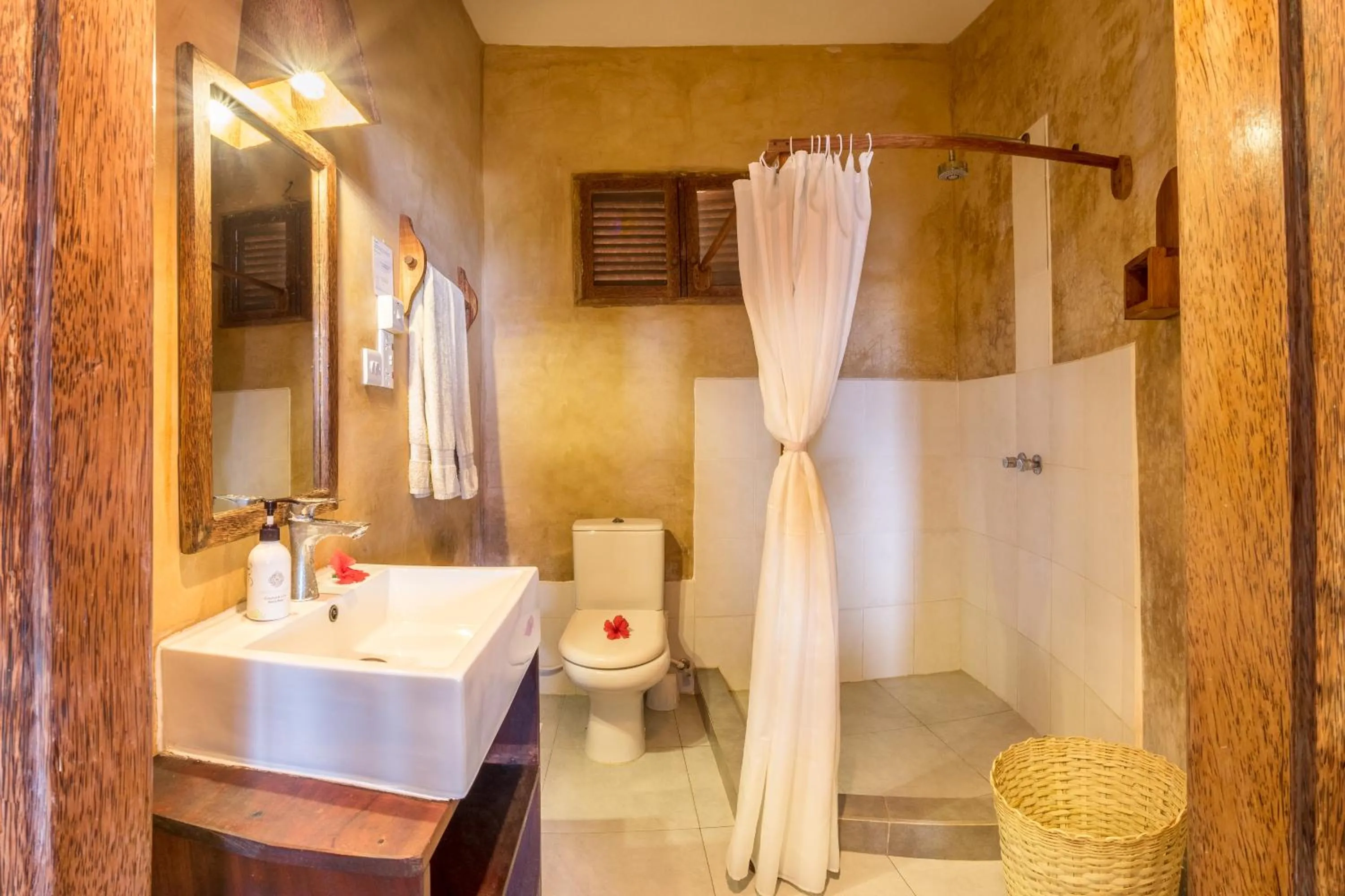 Toilet in Zan View Hotel