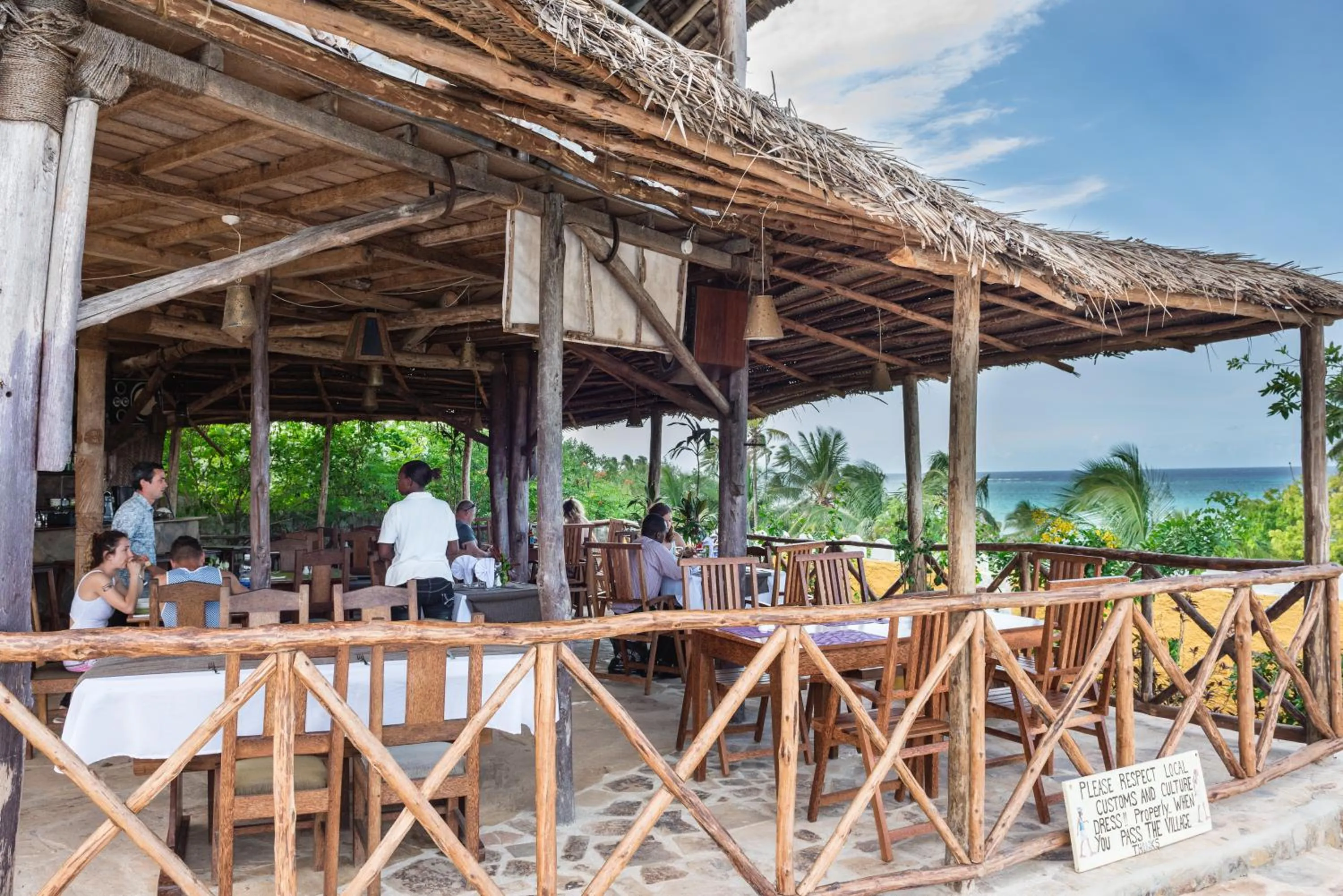 Restaurant/places to eat in Zan View Hotel